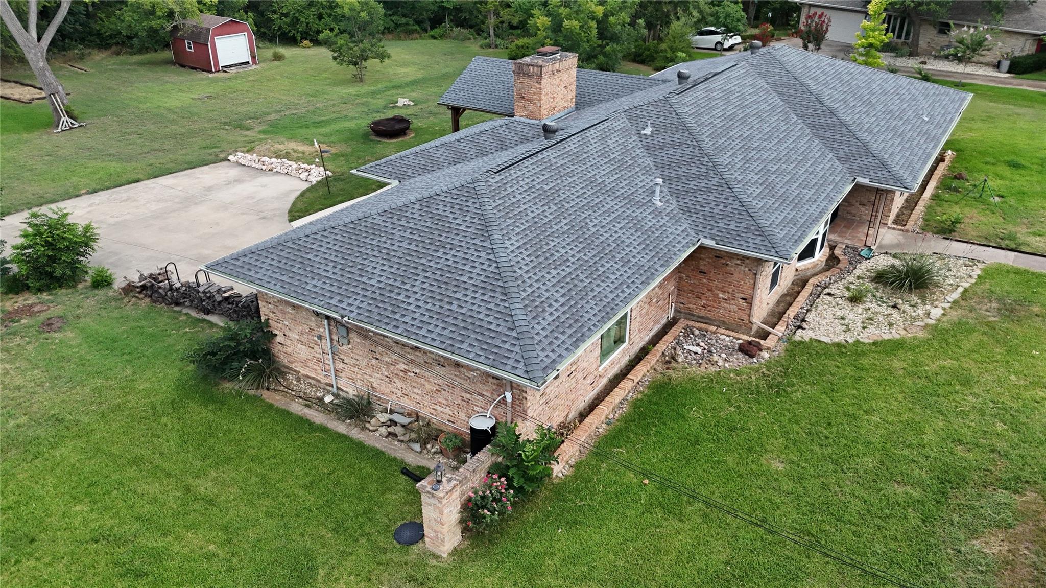 main property photo 33