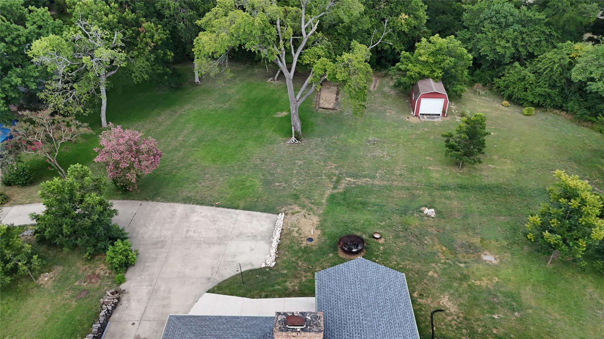 main property photo 36