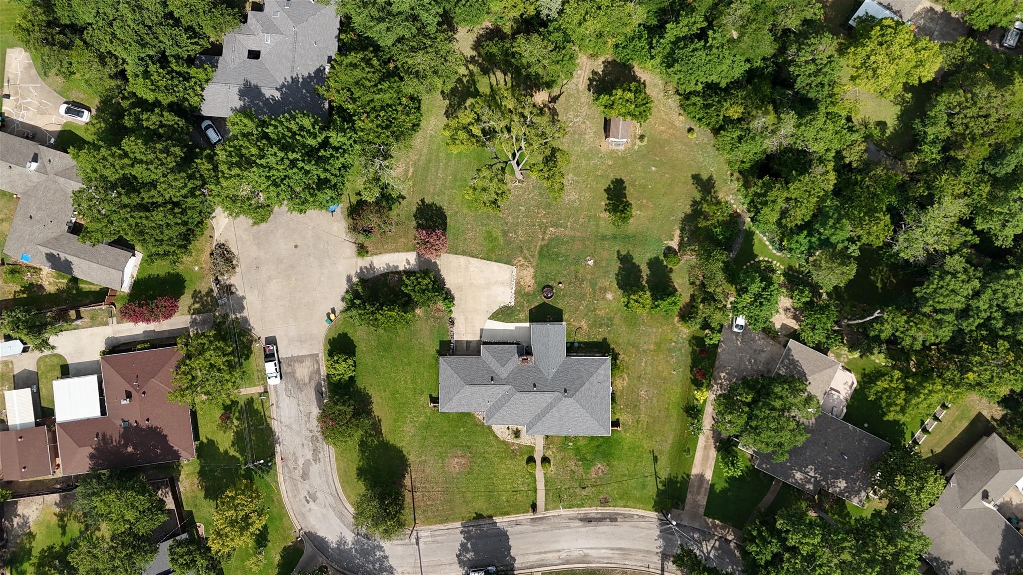 main property photo 38