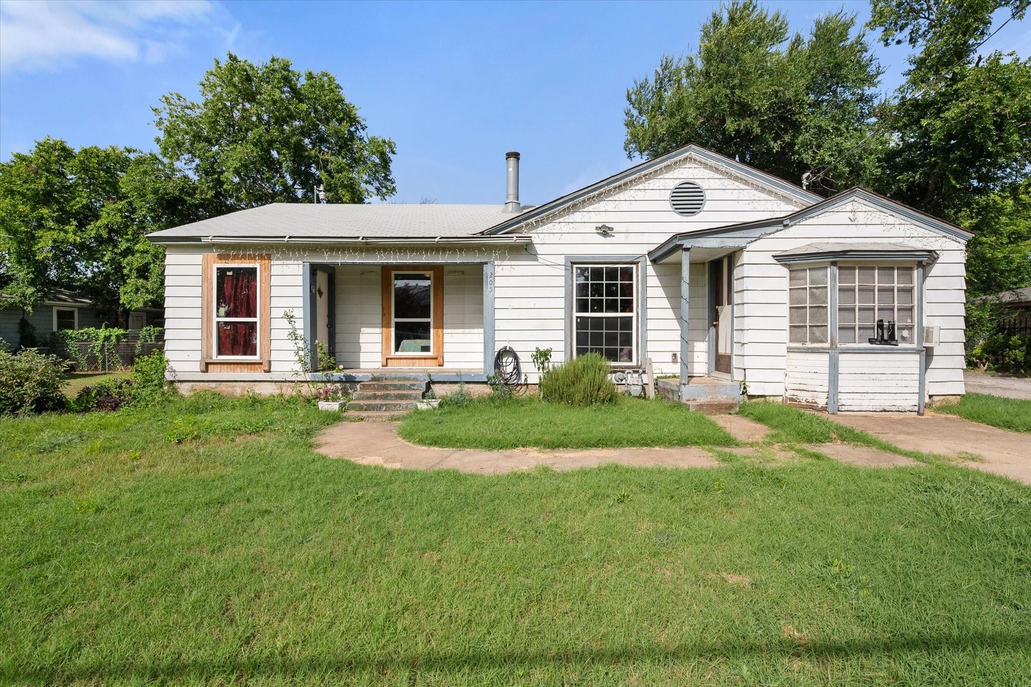 main property photo 23