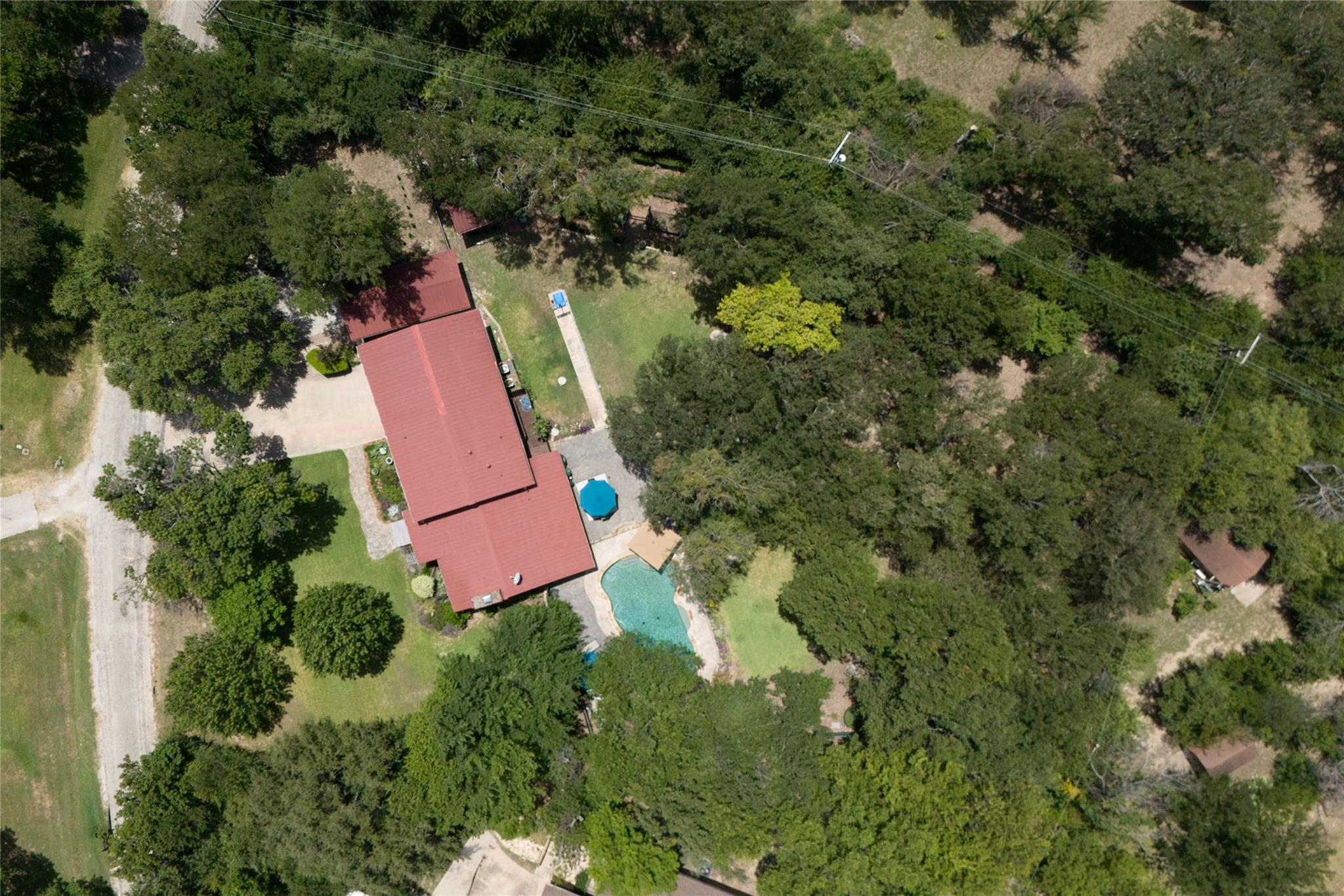 main property photo 38