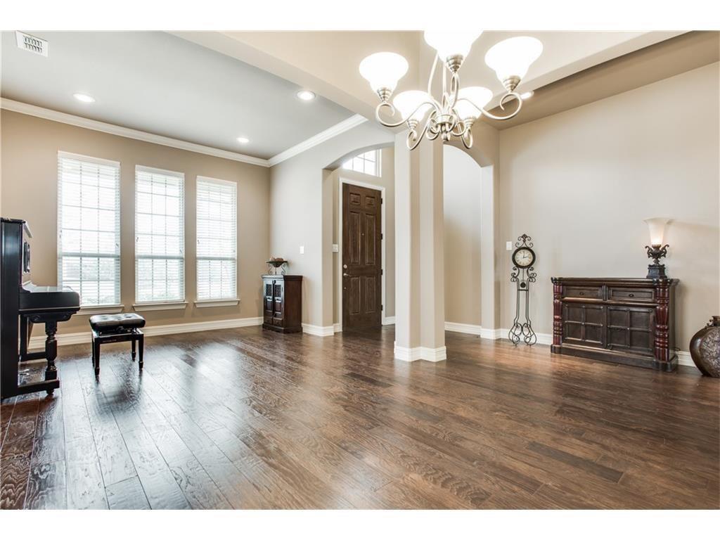main property photo 14