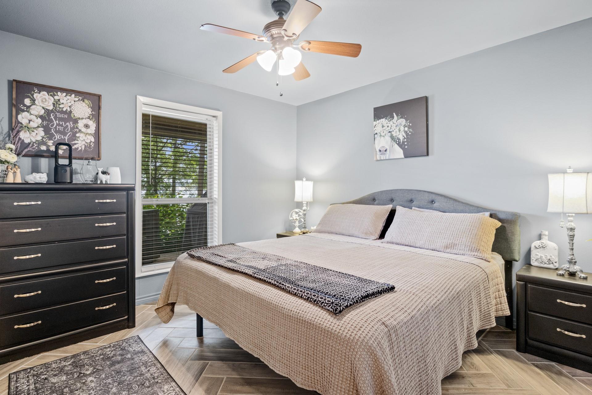 property viewer photo 20