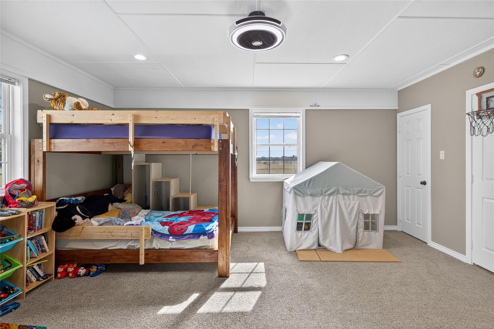 main property photo 20