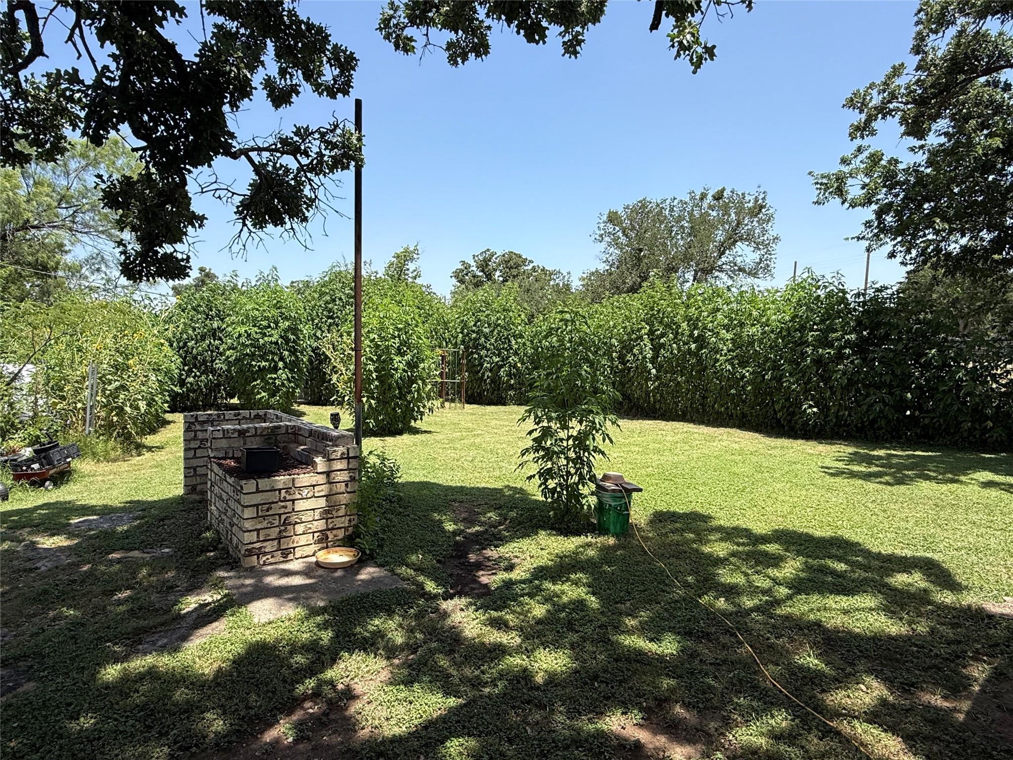 main property photo 19