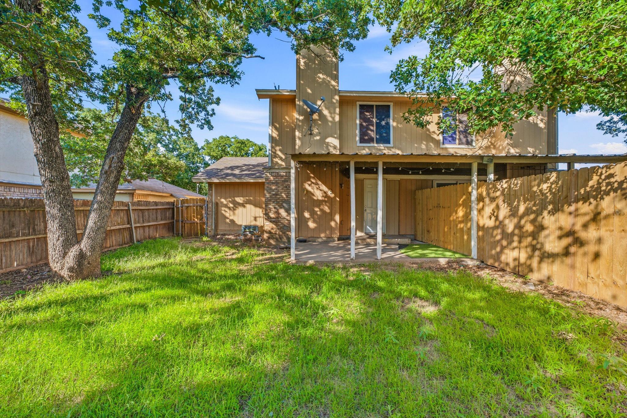 main property photo 13