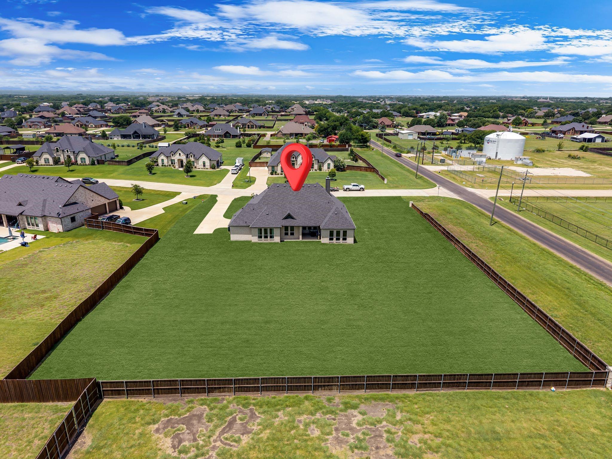 main property photo 36