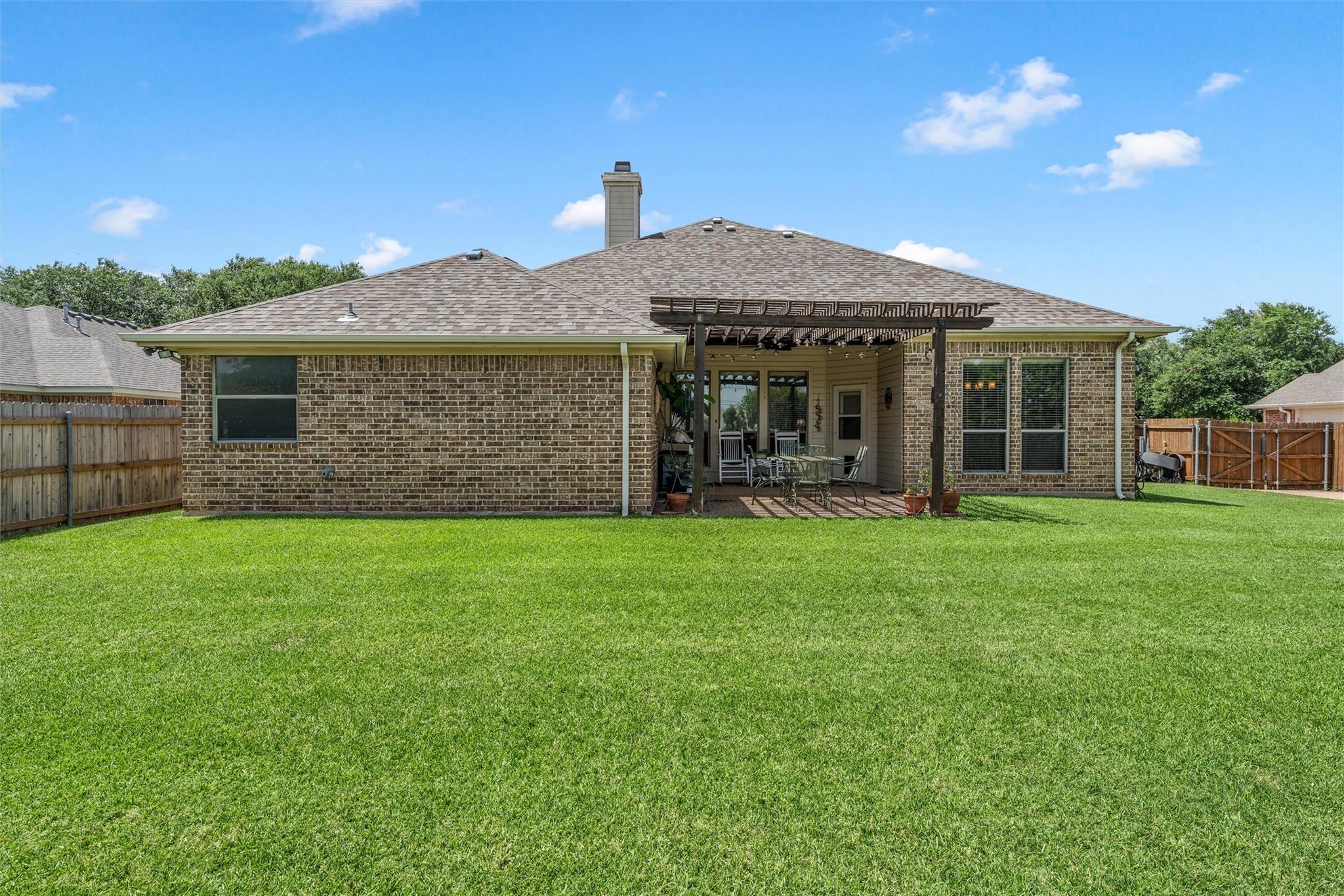main property photo 20