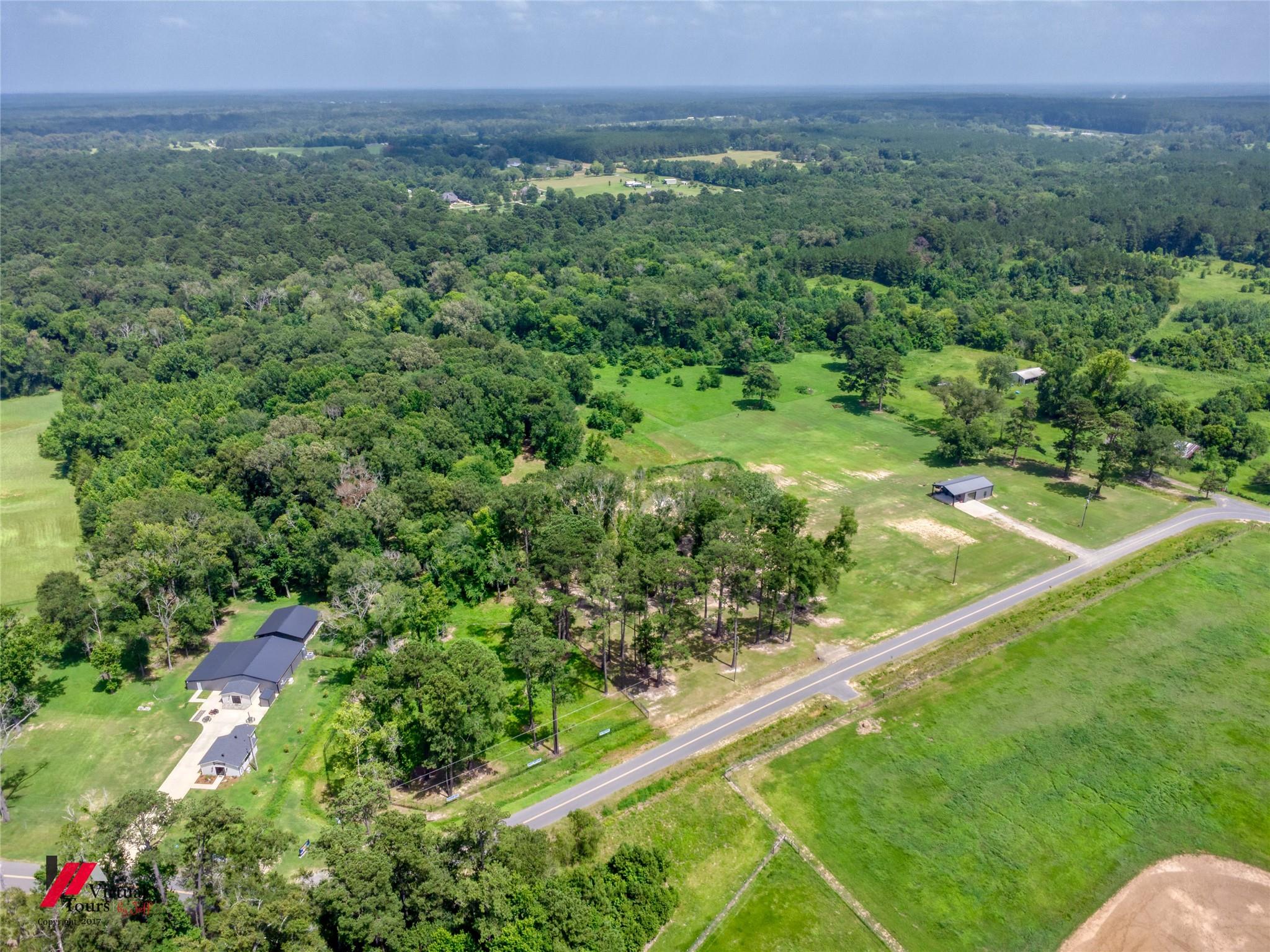 main property photo 33