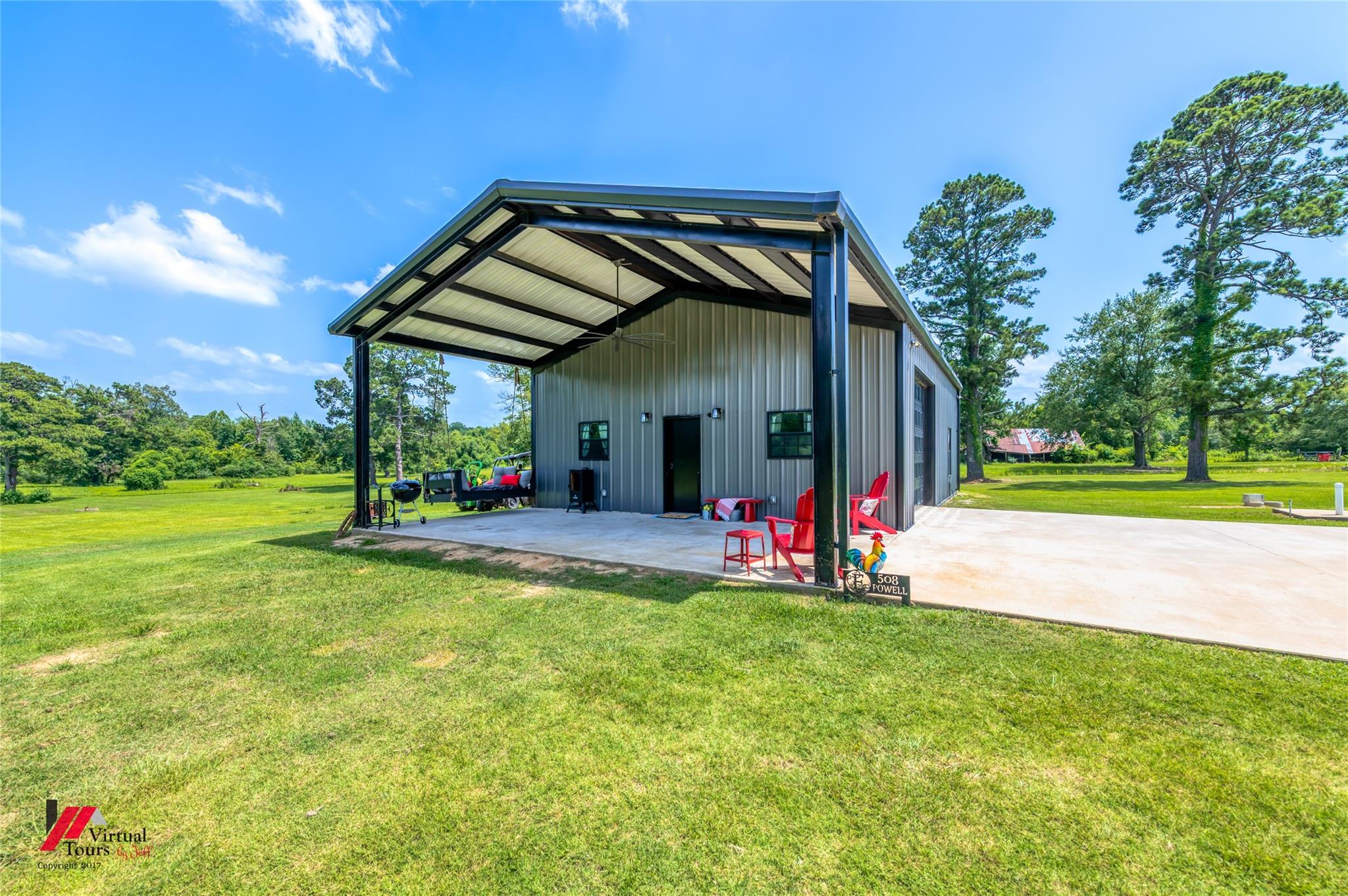 main property photo 5