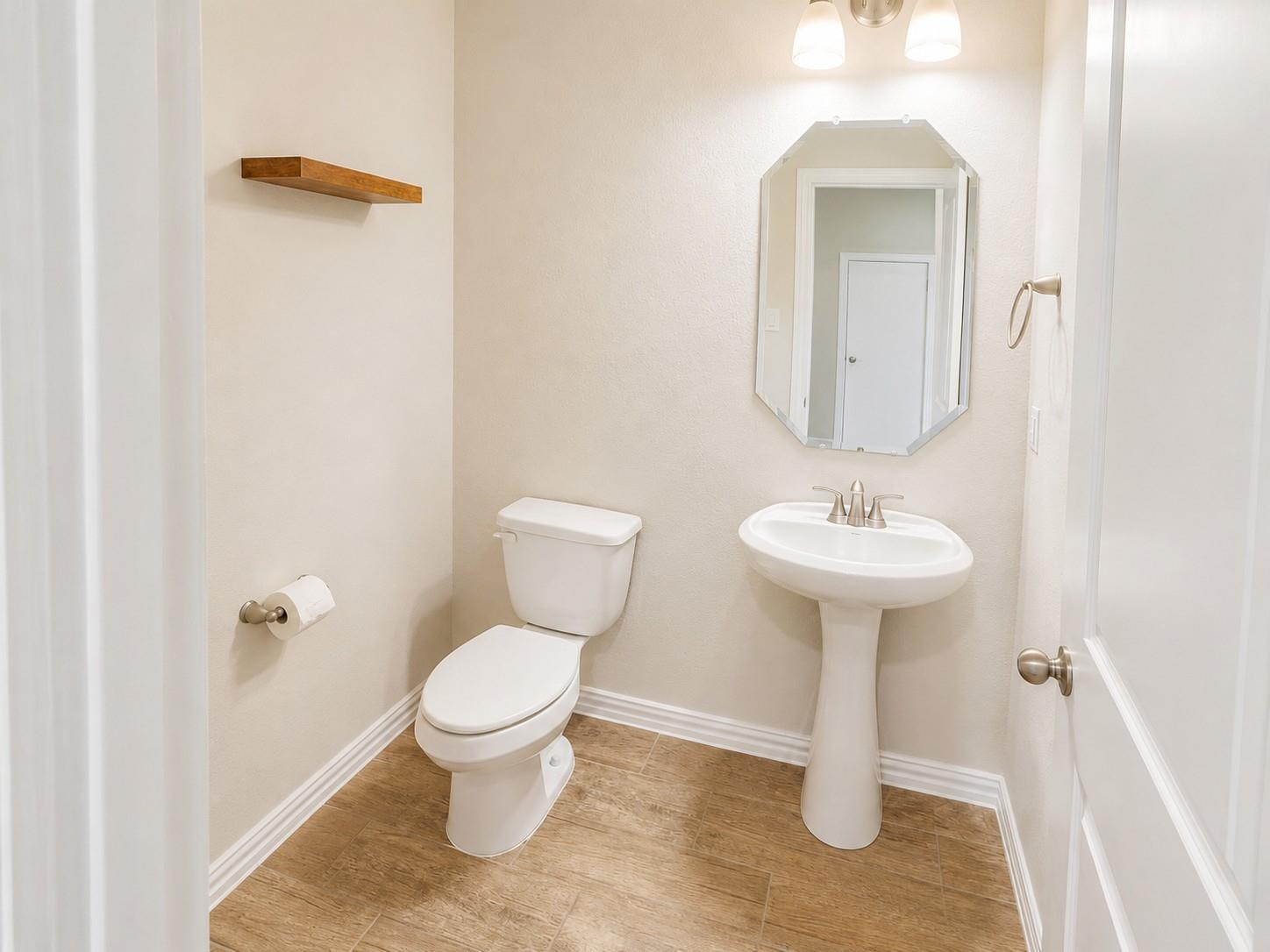 main property photo 25