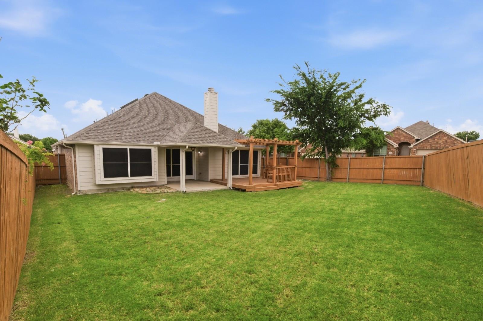 main property photo 18