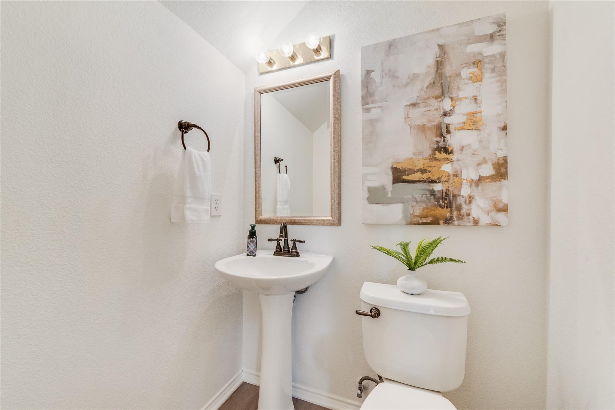 property viewer photo 22