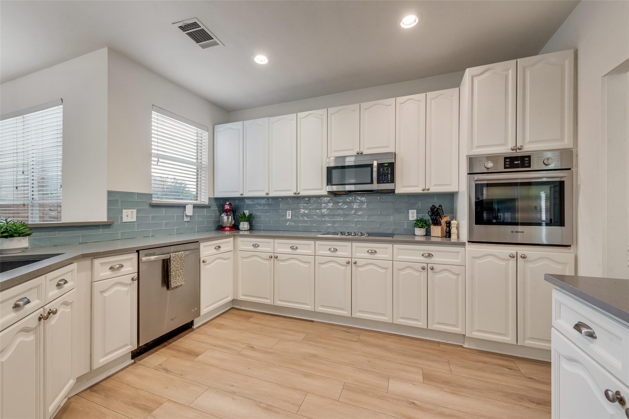 property viewer photo 9
