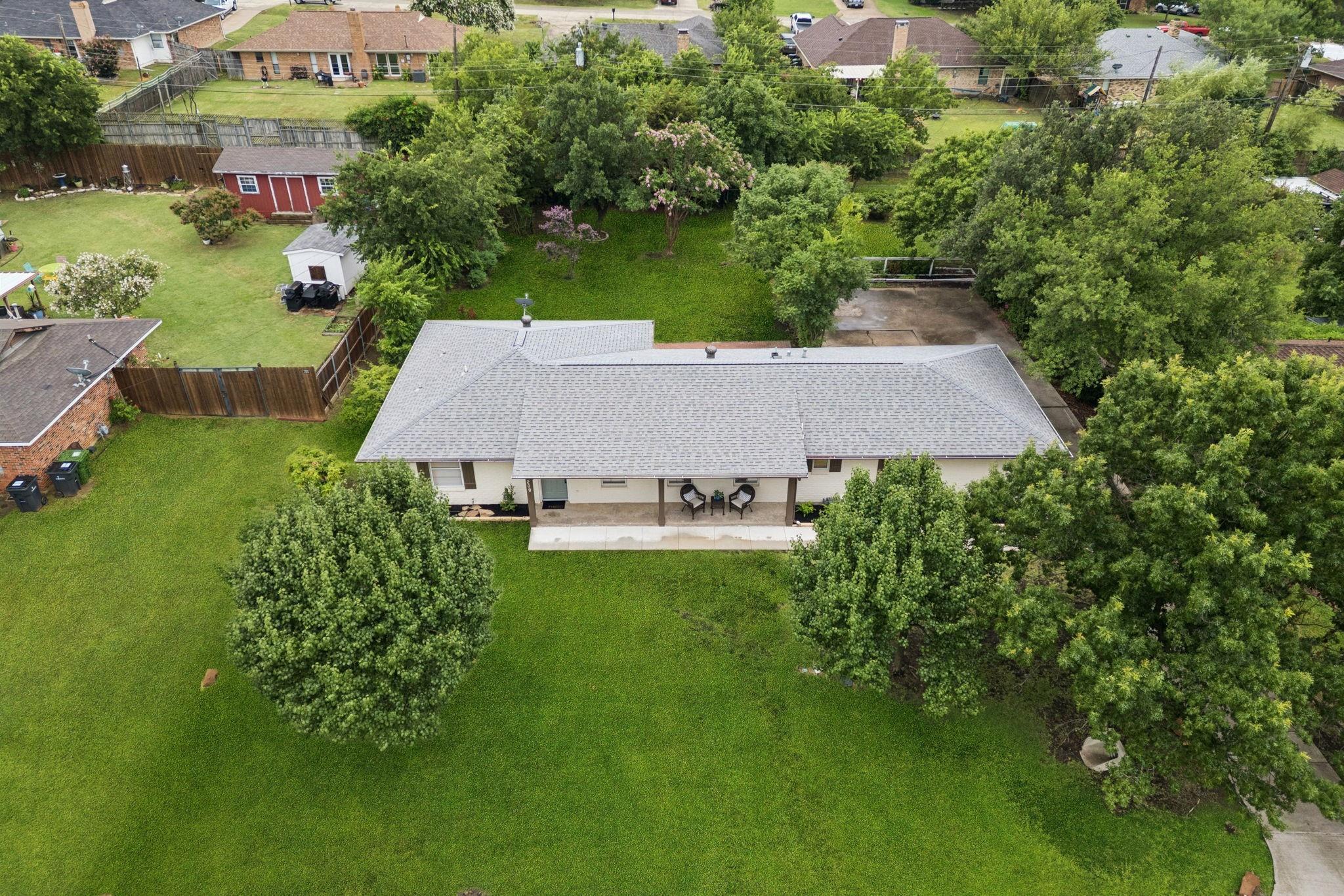 main property photo 22