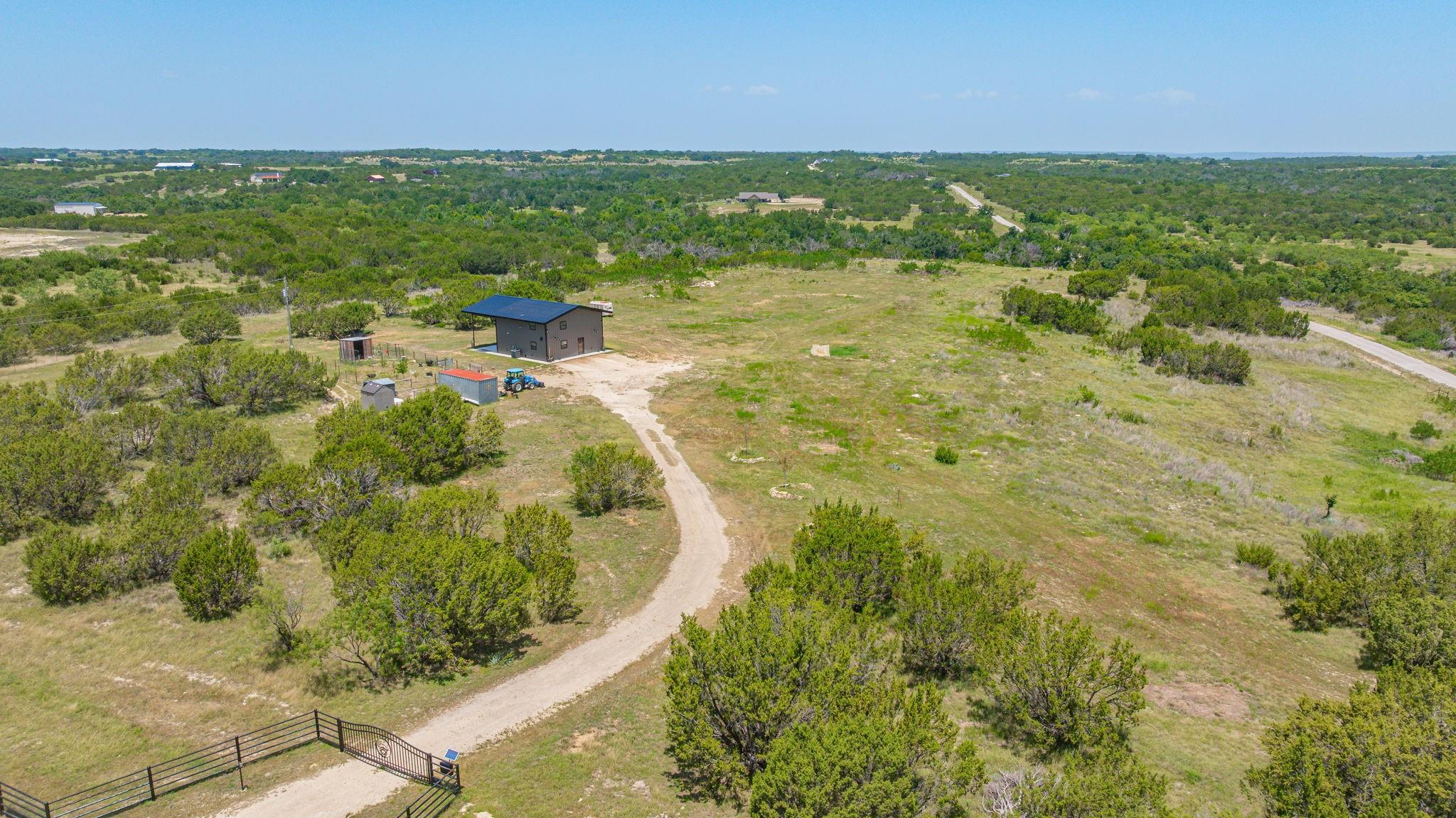 main property photo 26
