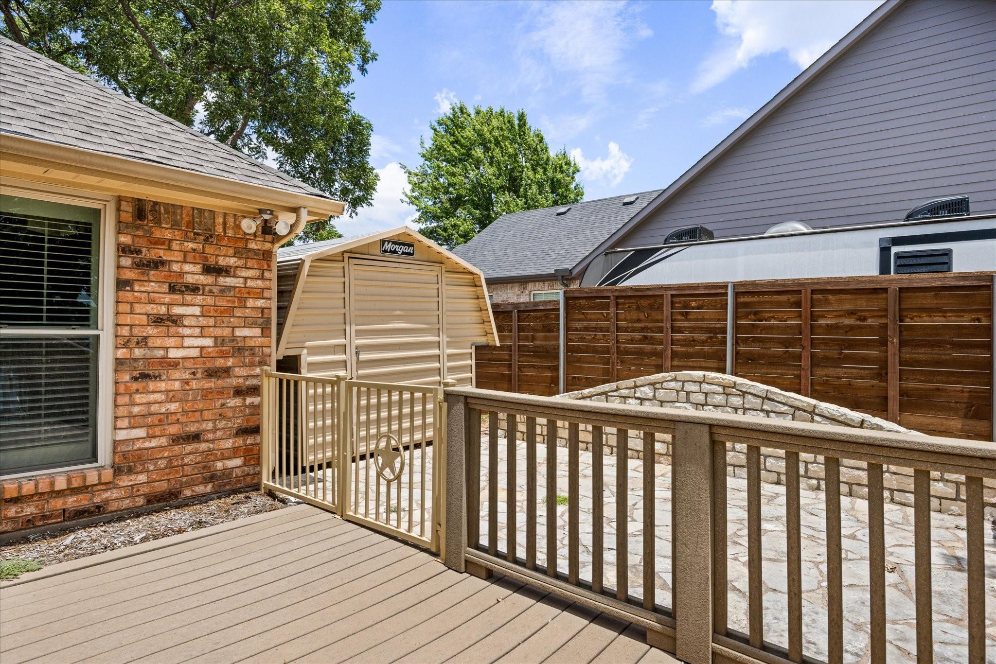 main property photo 29