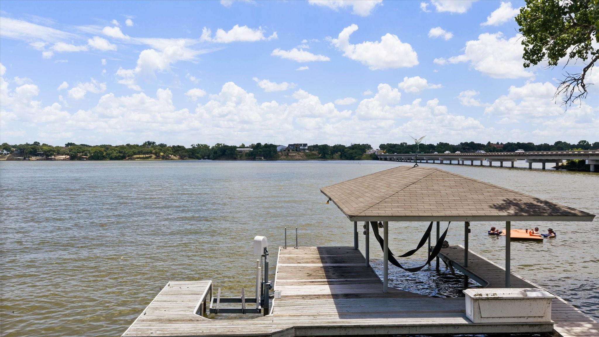 main property photo 34