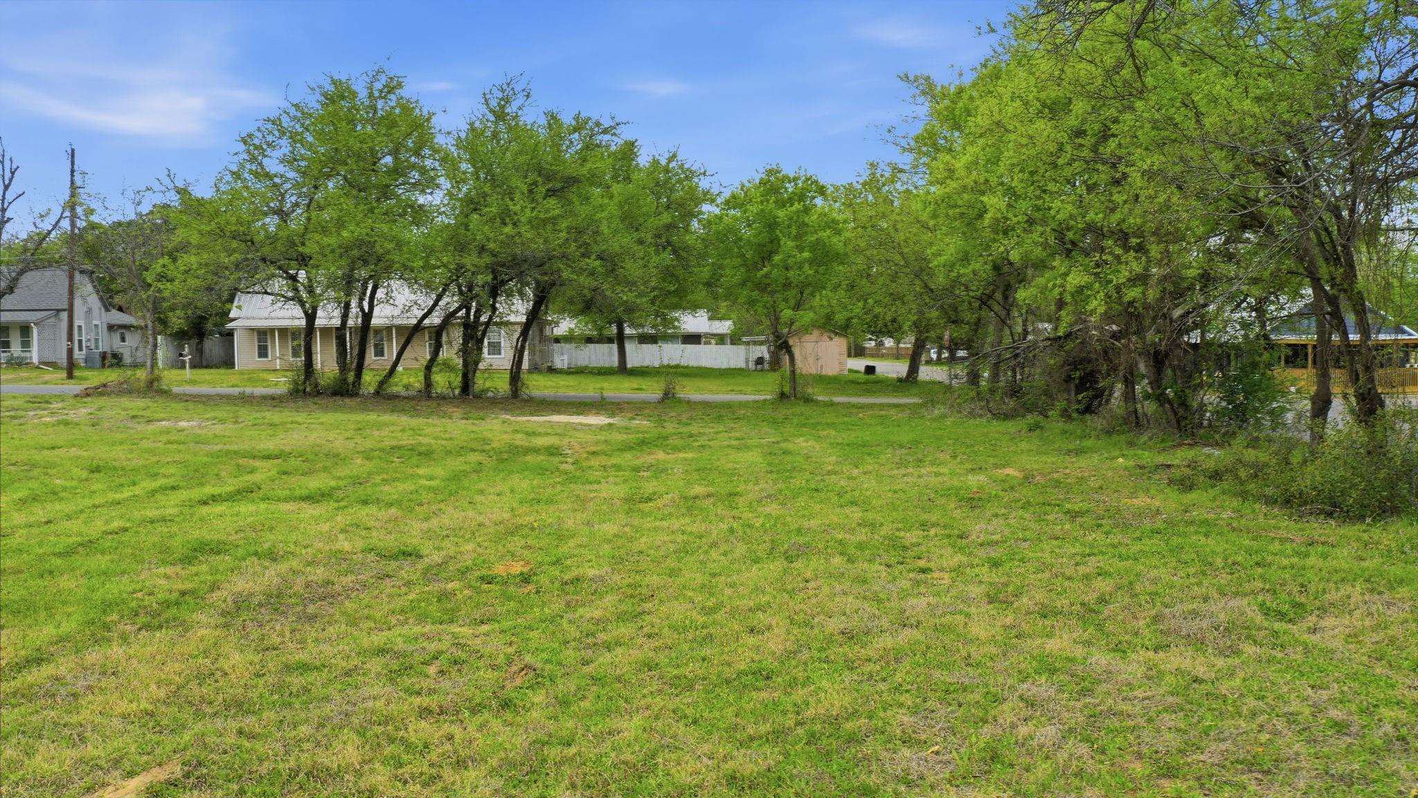 main property photo 5