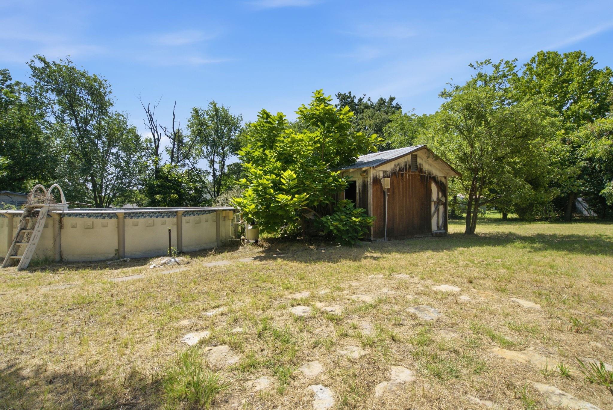 main property photo 27