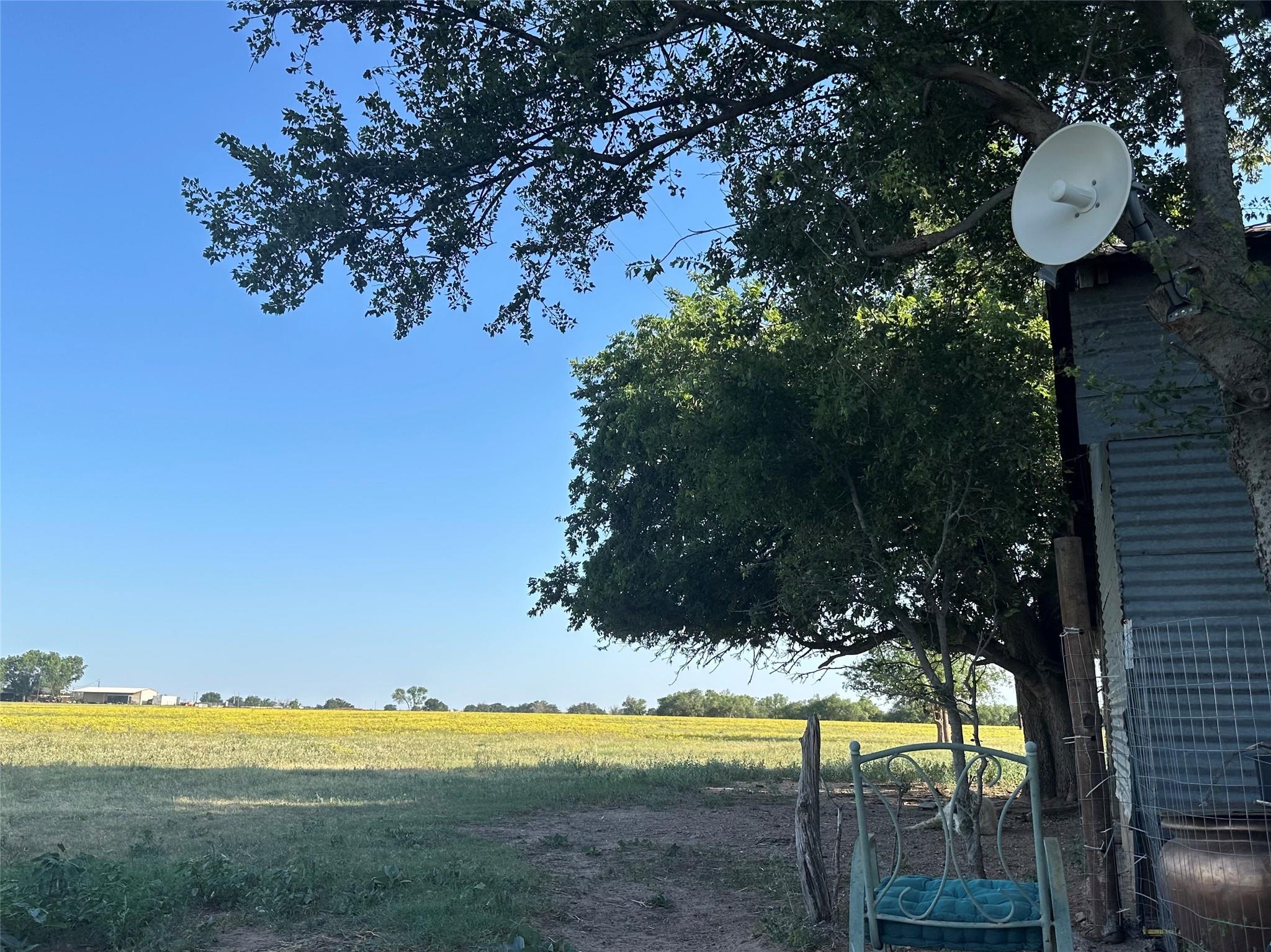 main property photo 14