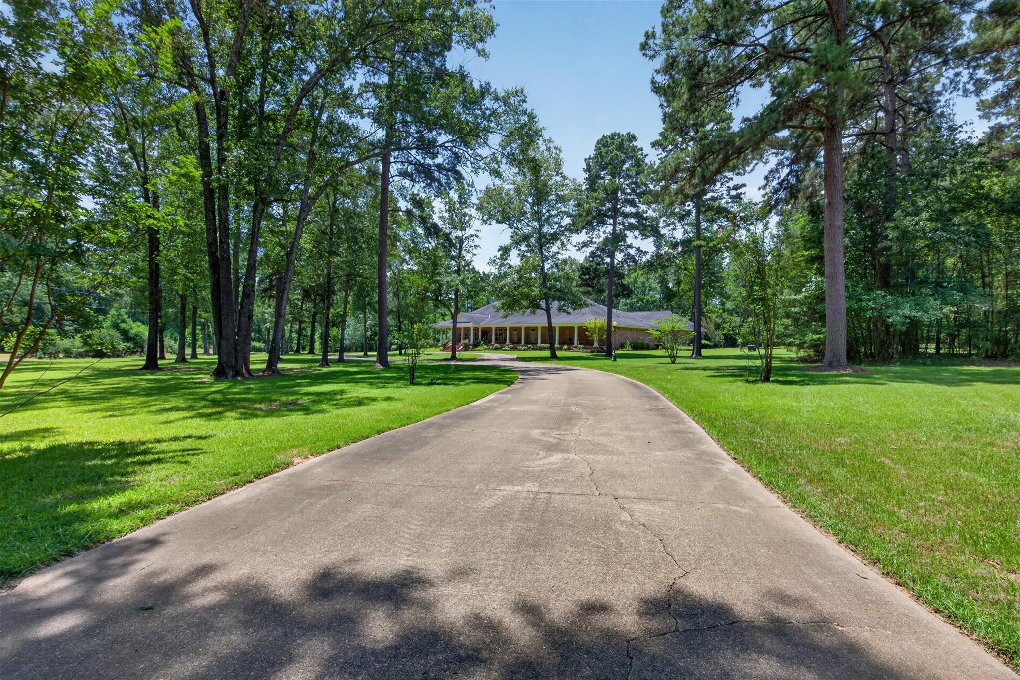 main property photo 35