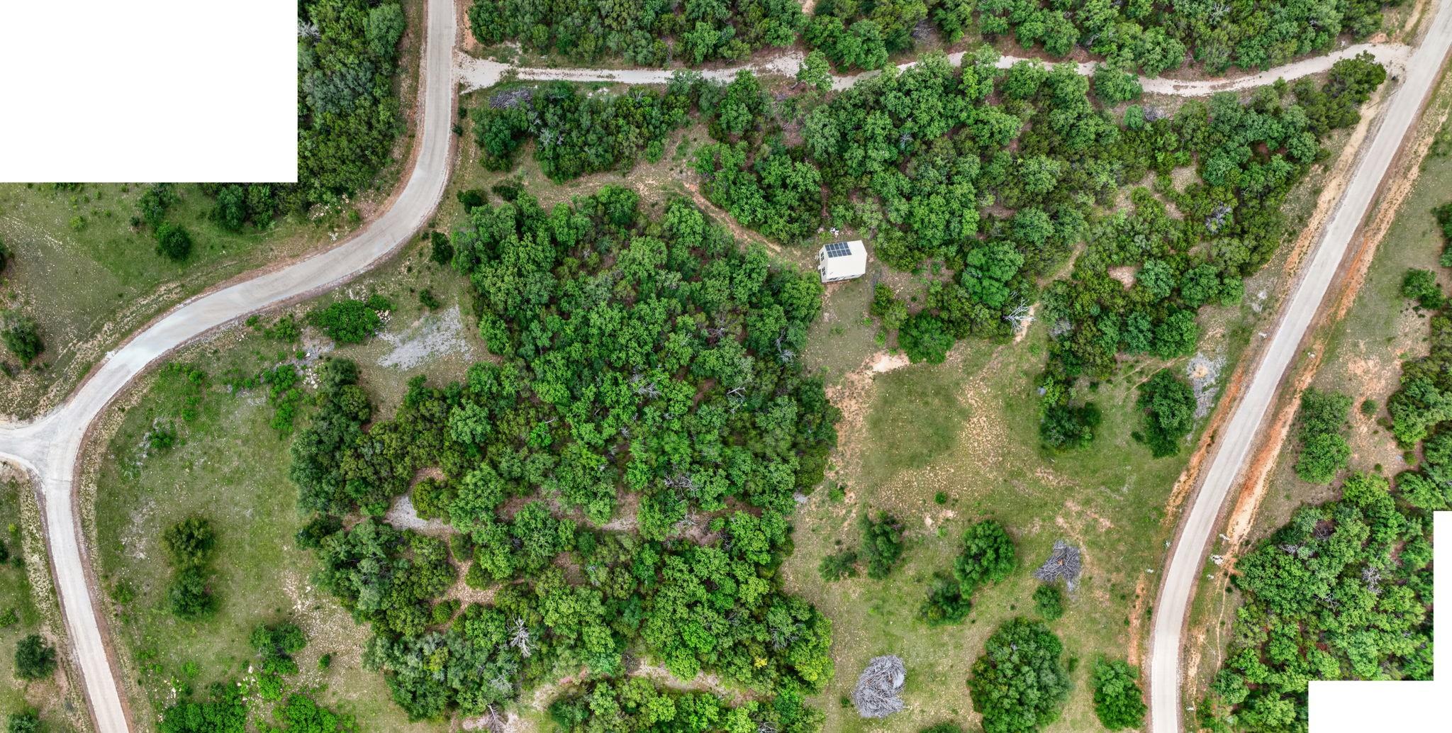 main property photo 28