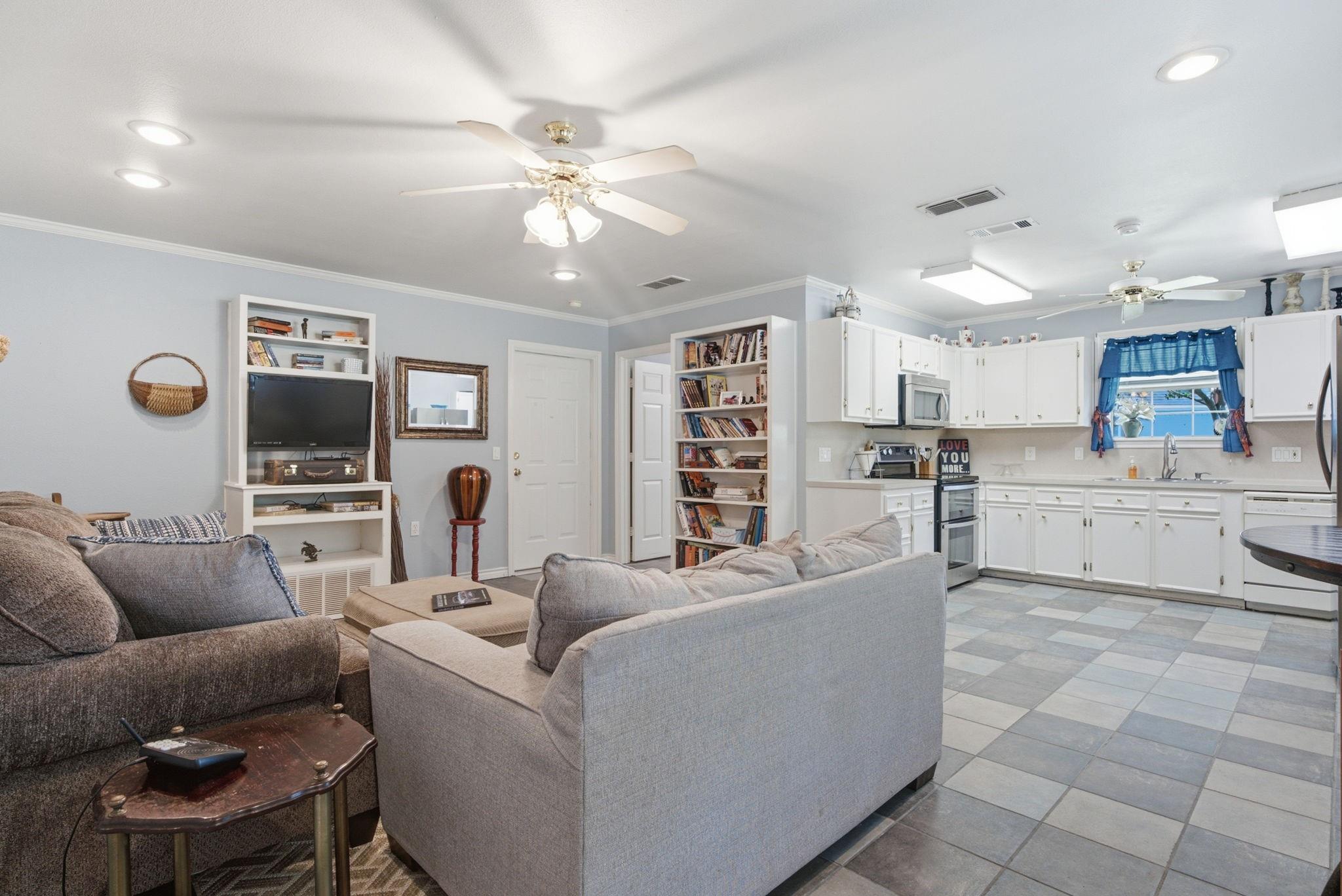 main property photo 20