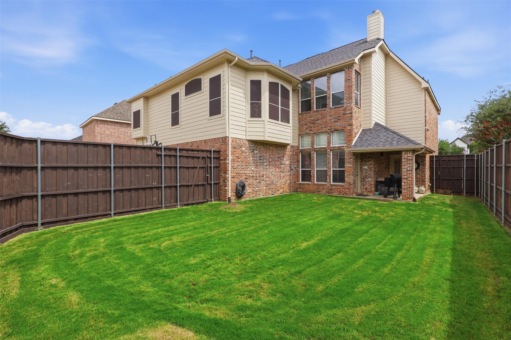 main property photo 35