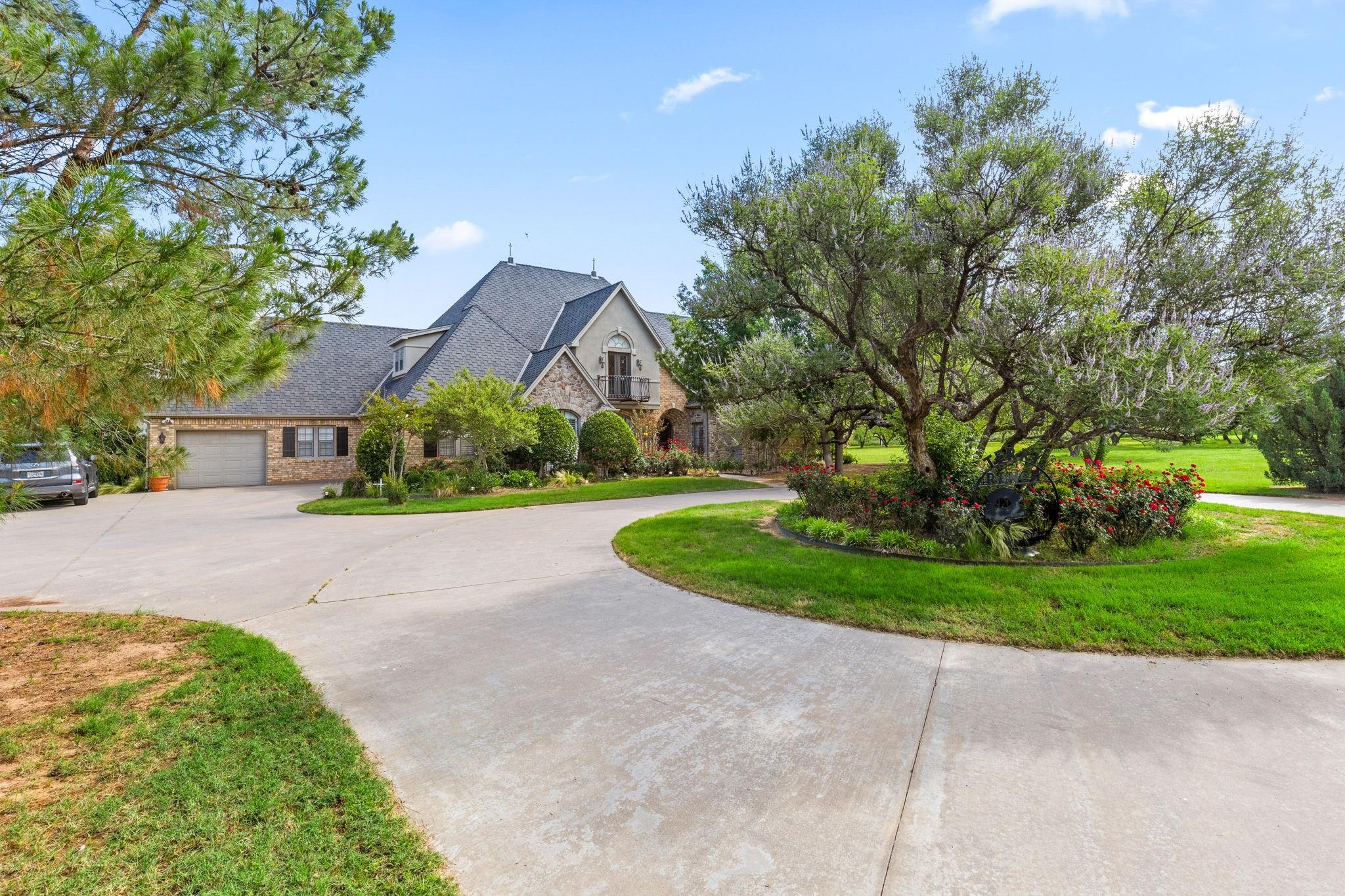 main property photo 12