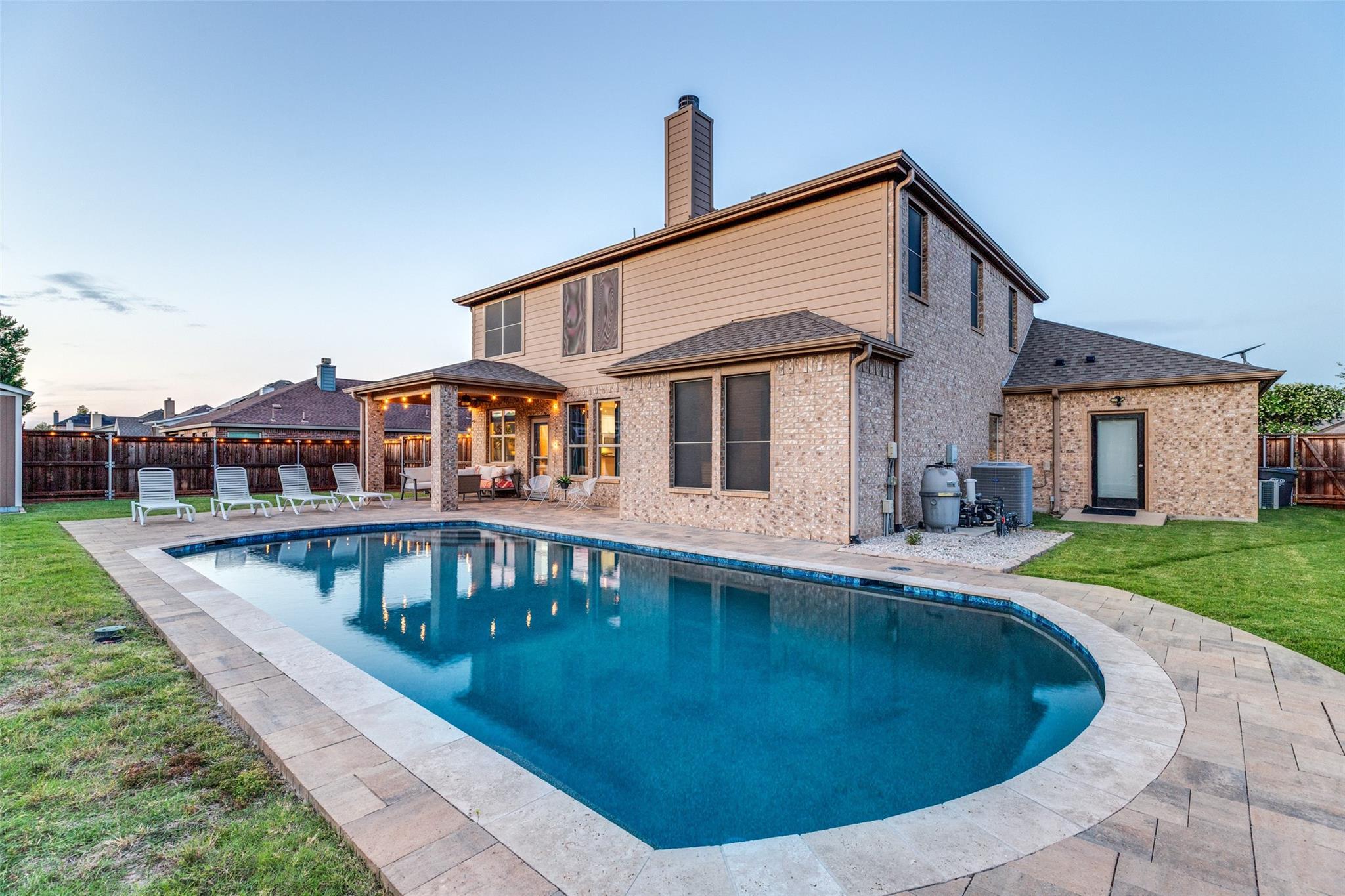 main property photo 34