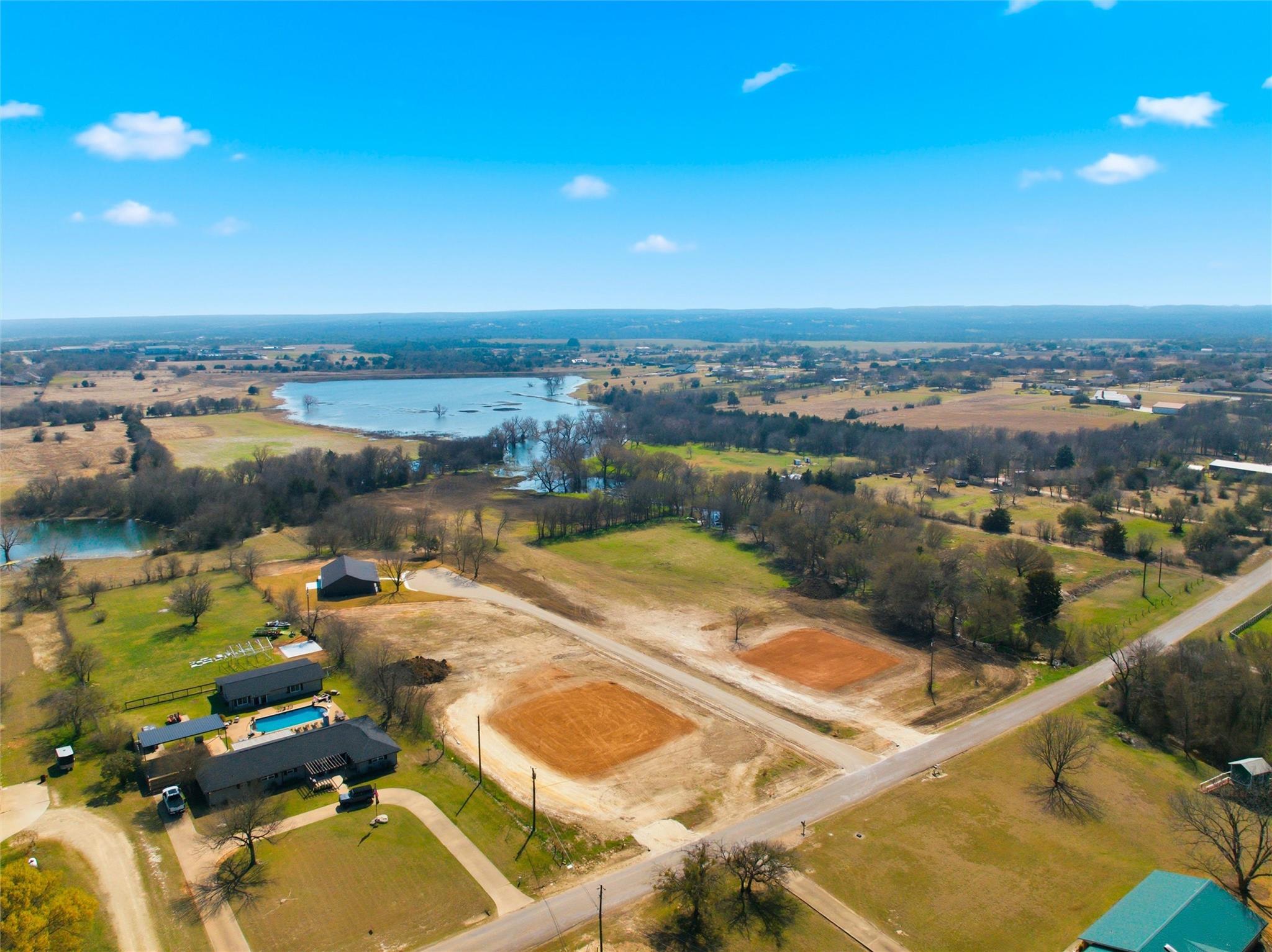 main property photo 35