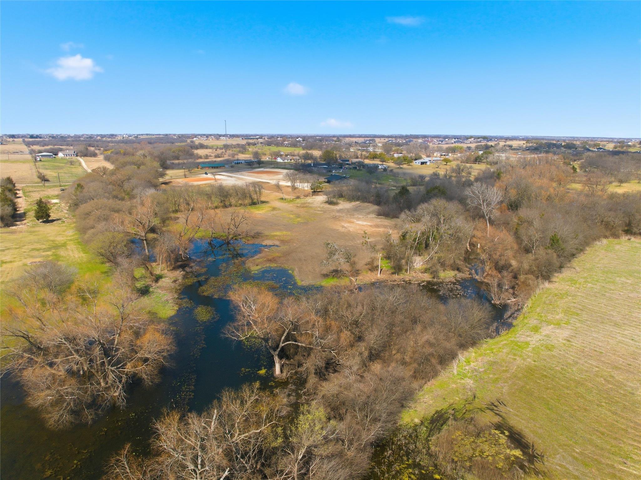 main property photo 37