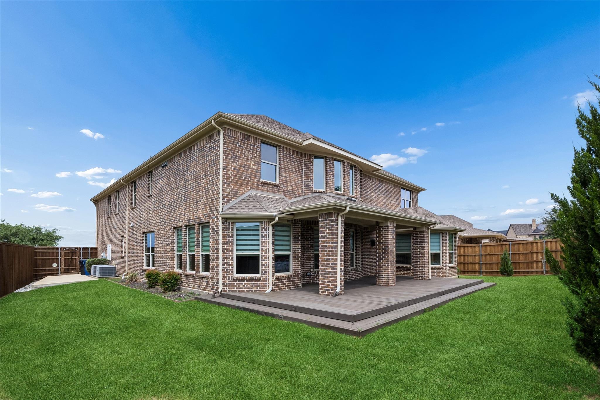 main property photo 32