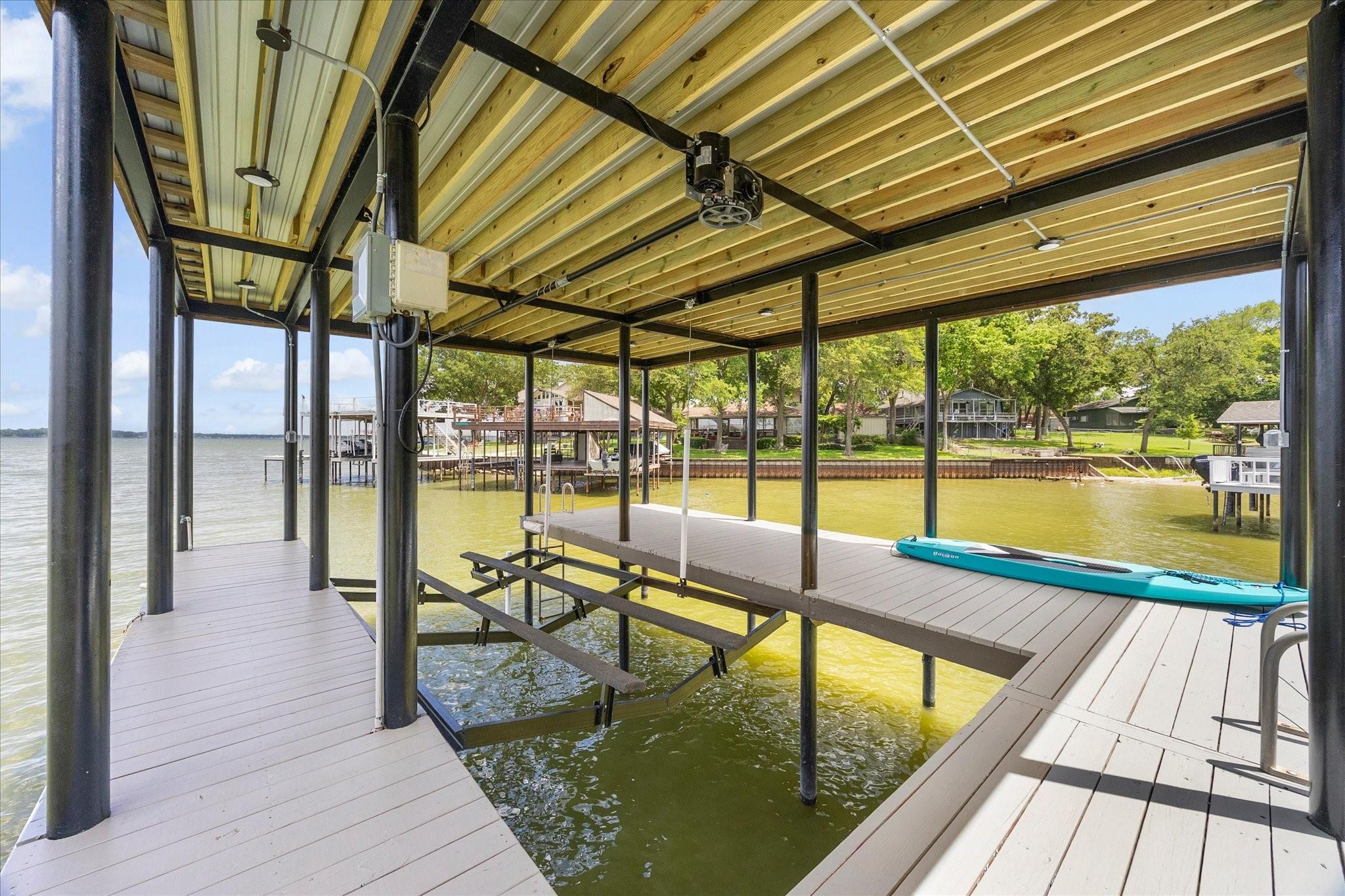 main property photo 30