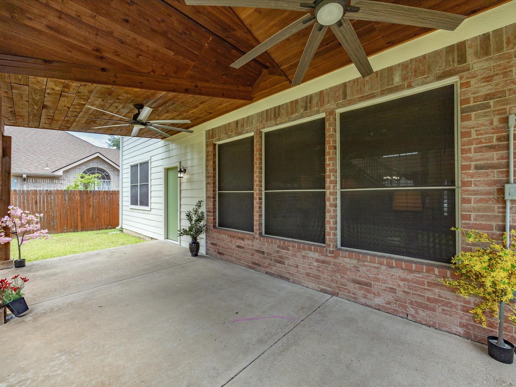main property photo 34