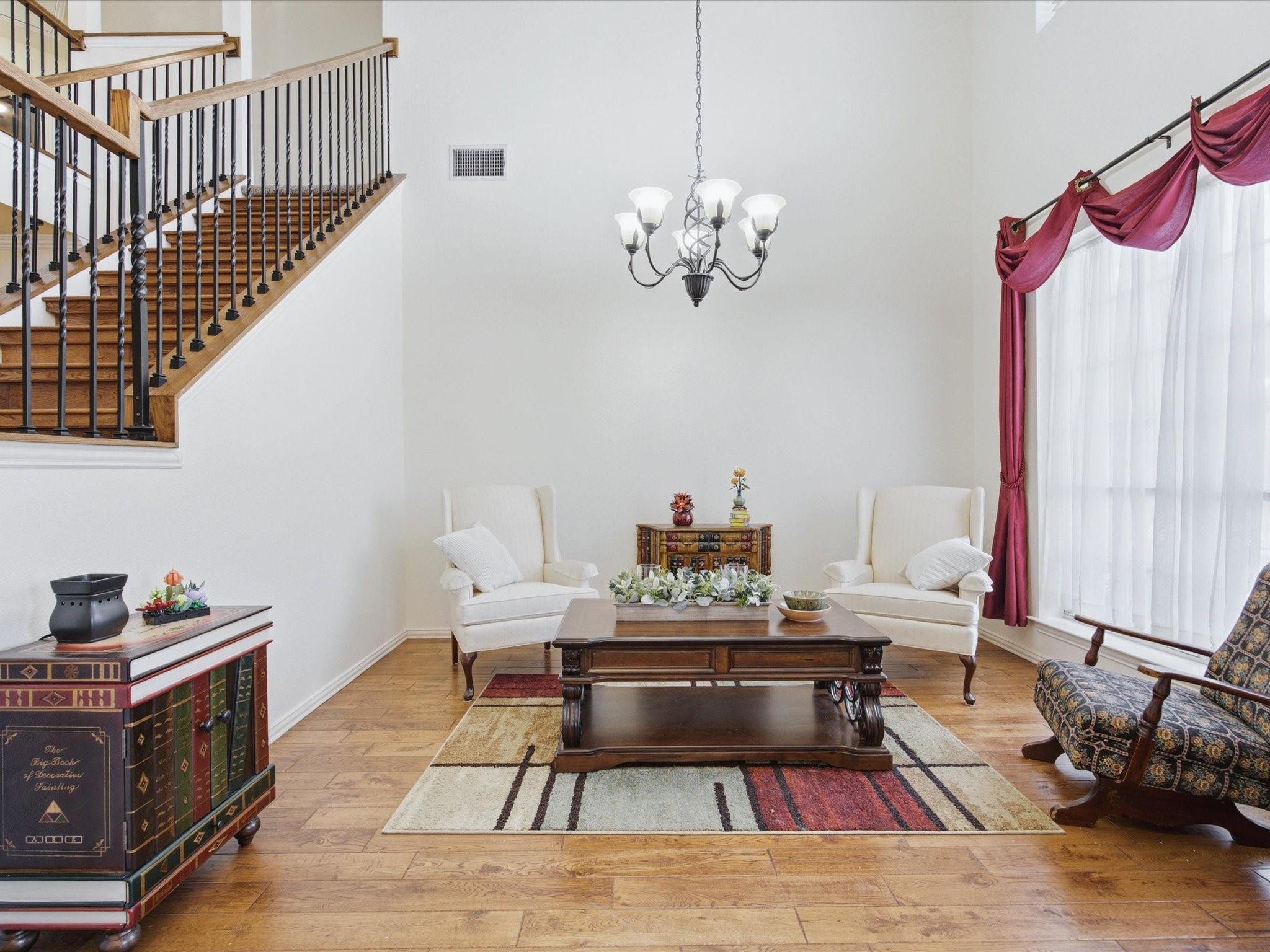 main property photo 4