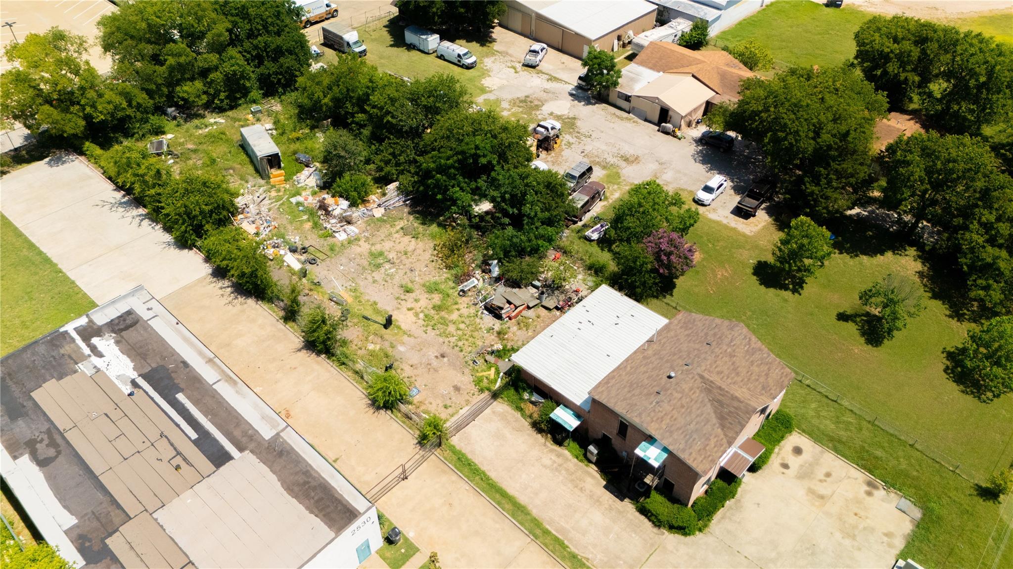 main property photo 19