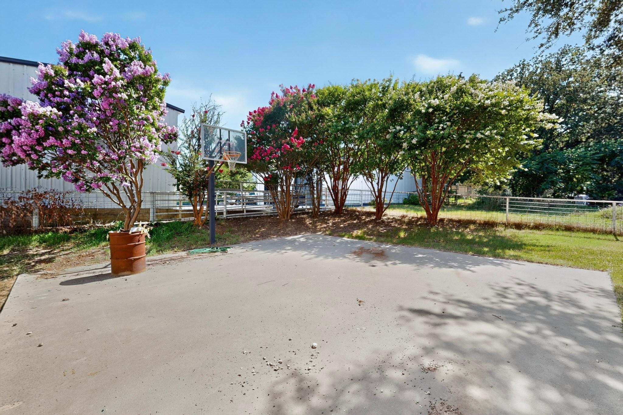 main property photo 35