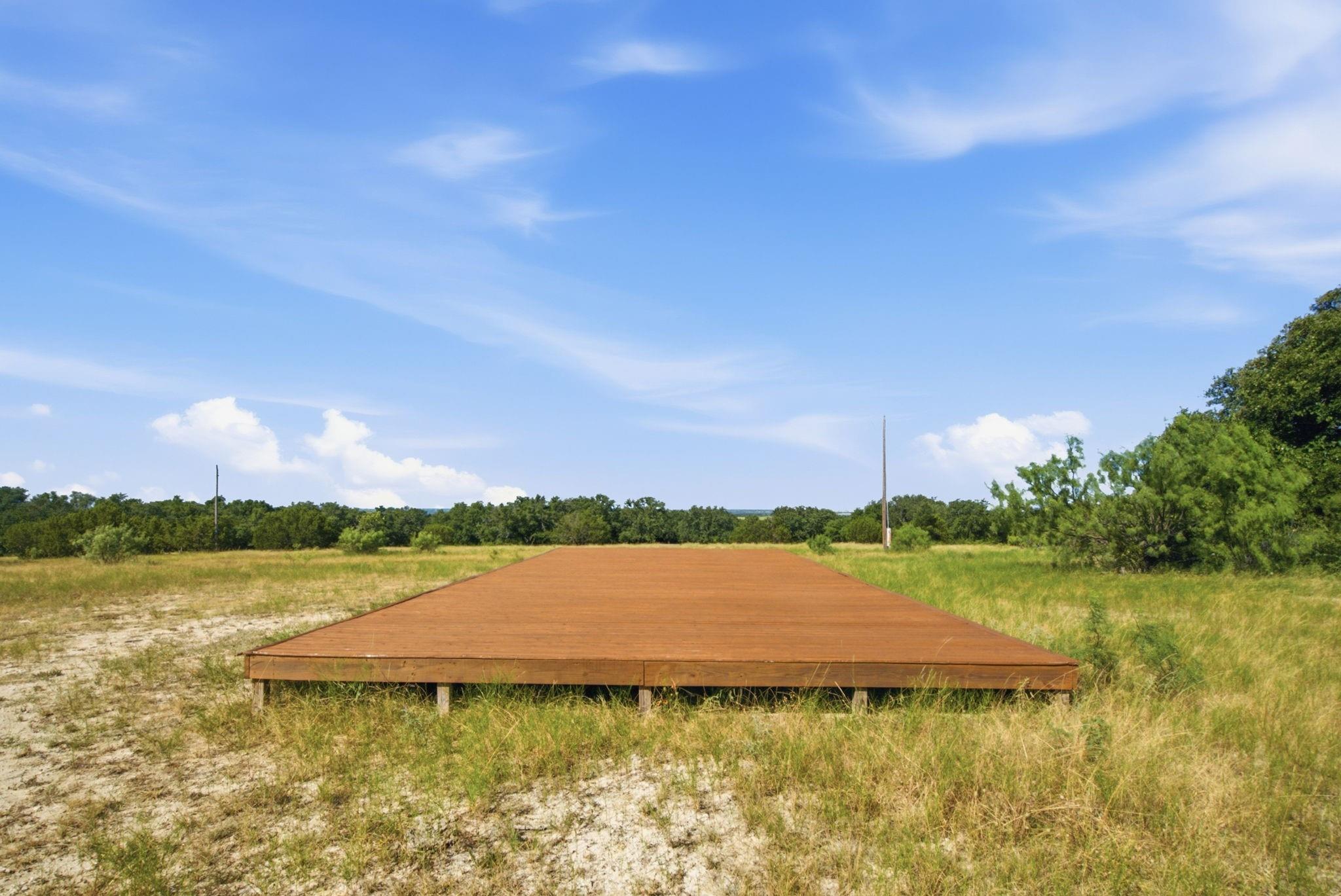 main property photo 23