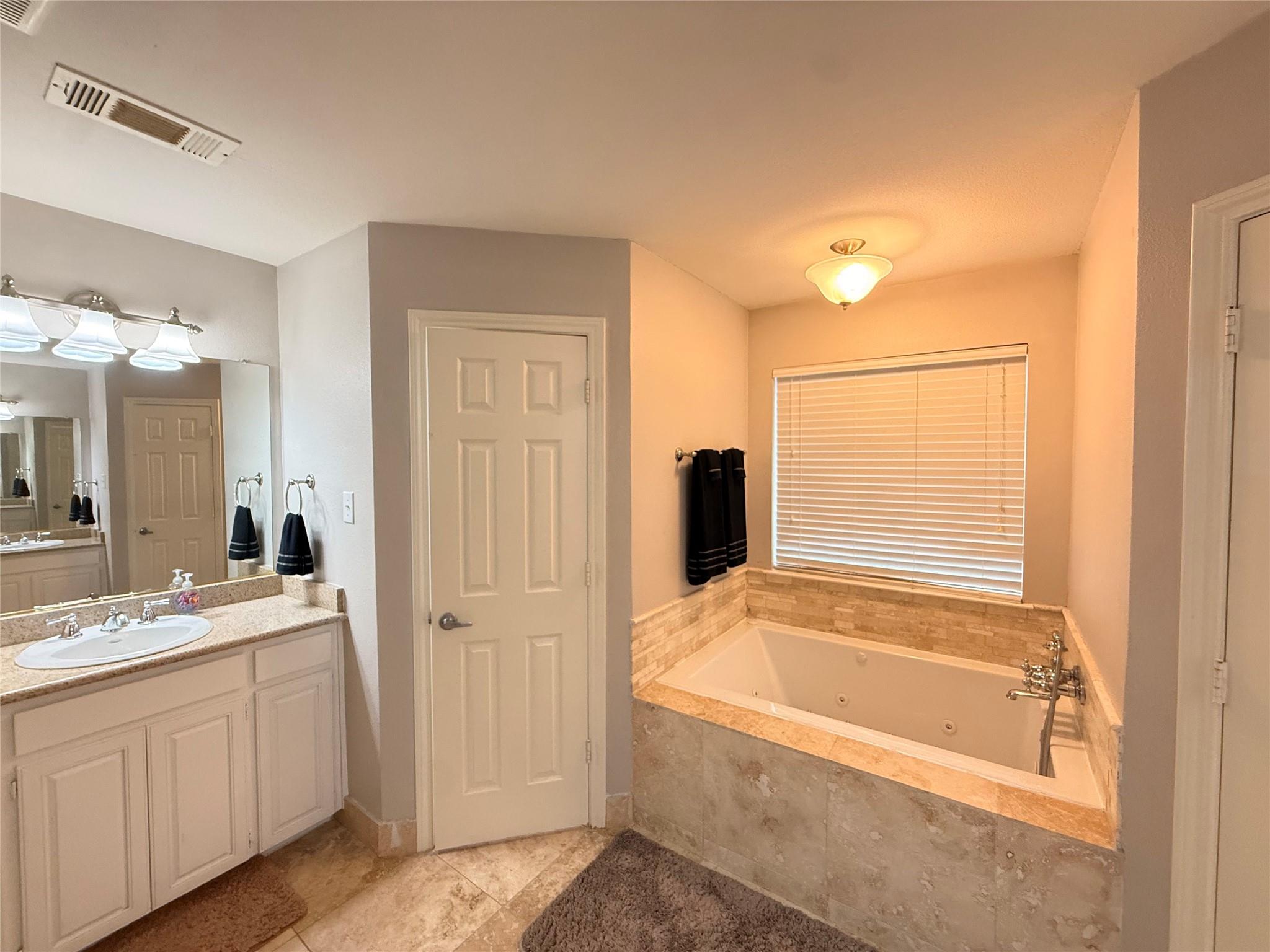 property viewer photo 11