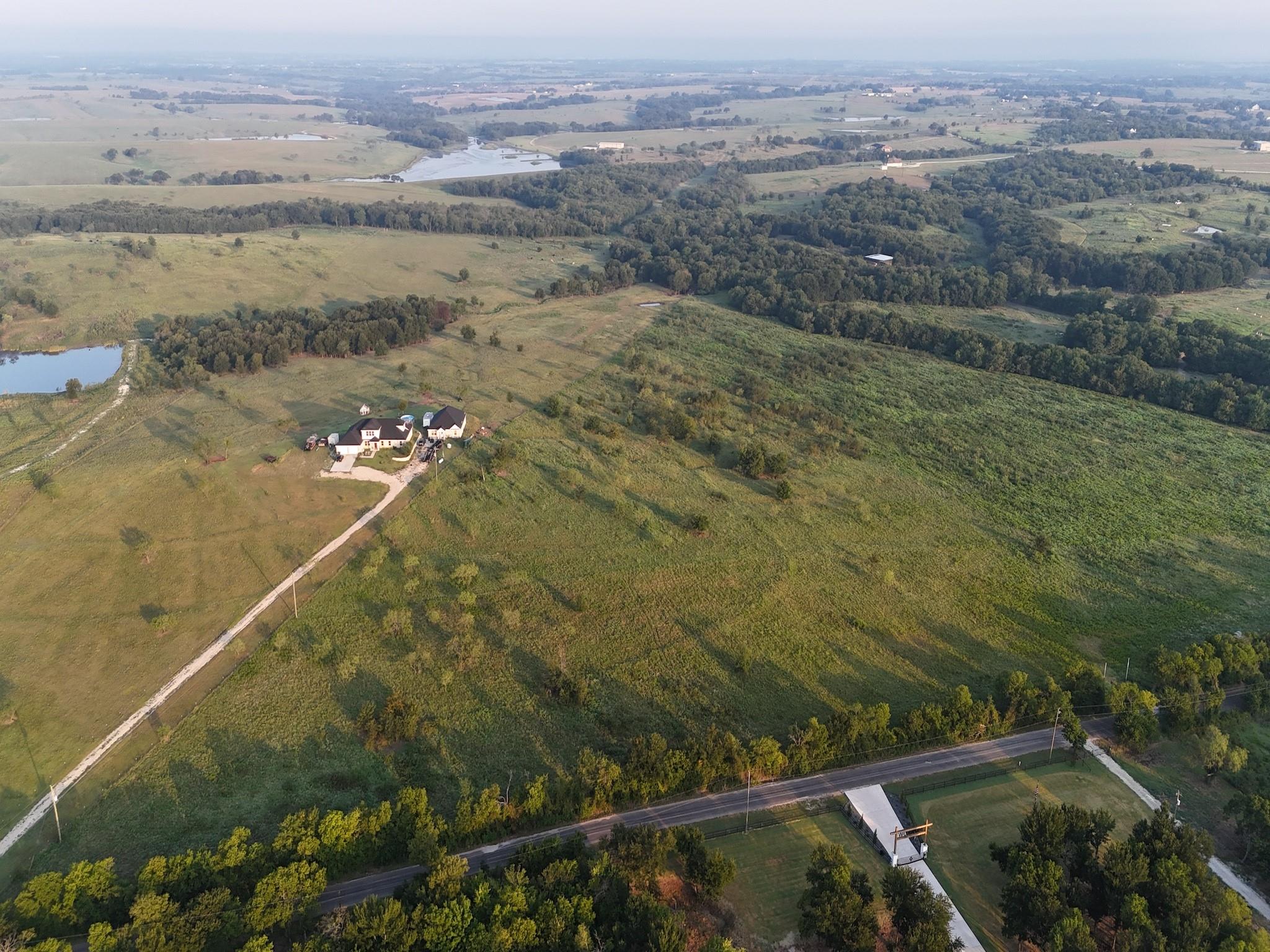 main property photo 14