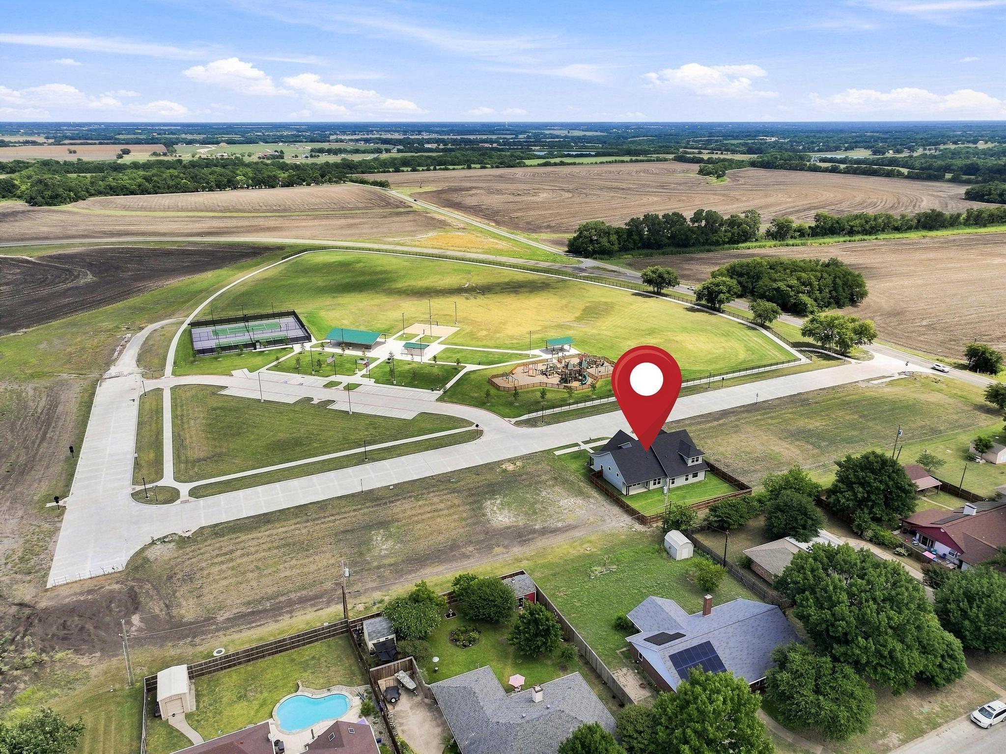 main property photo 0