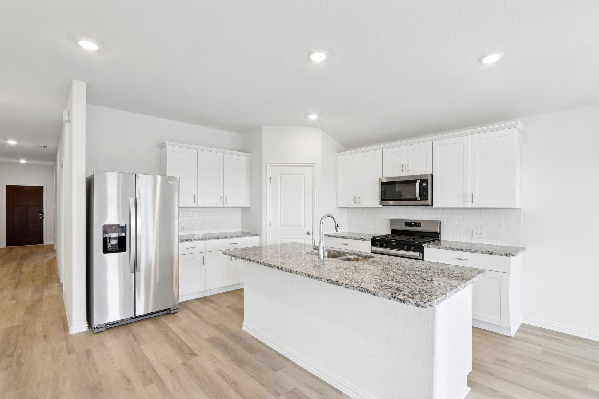 main property photo 0