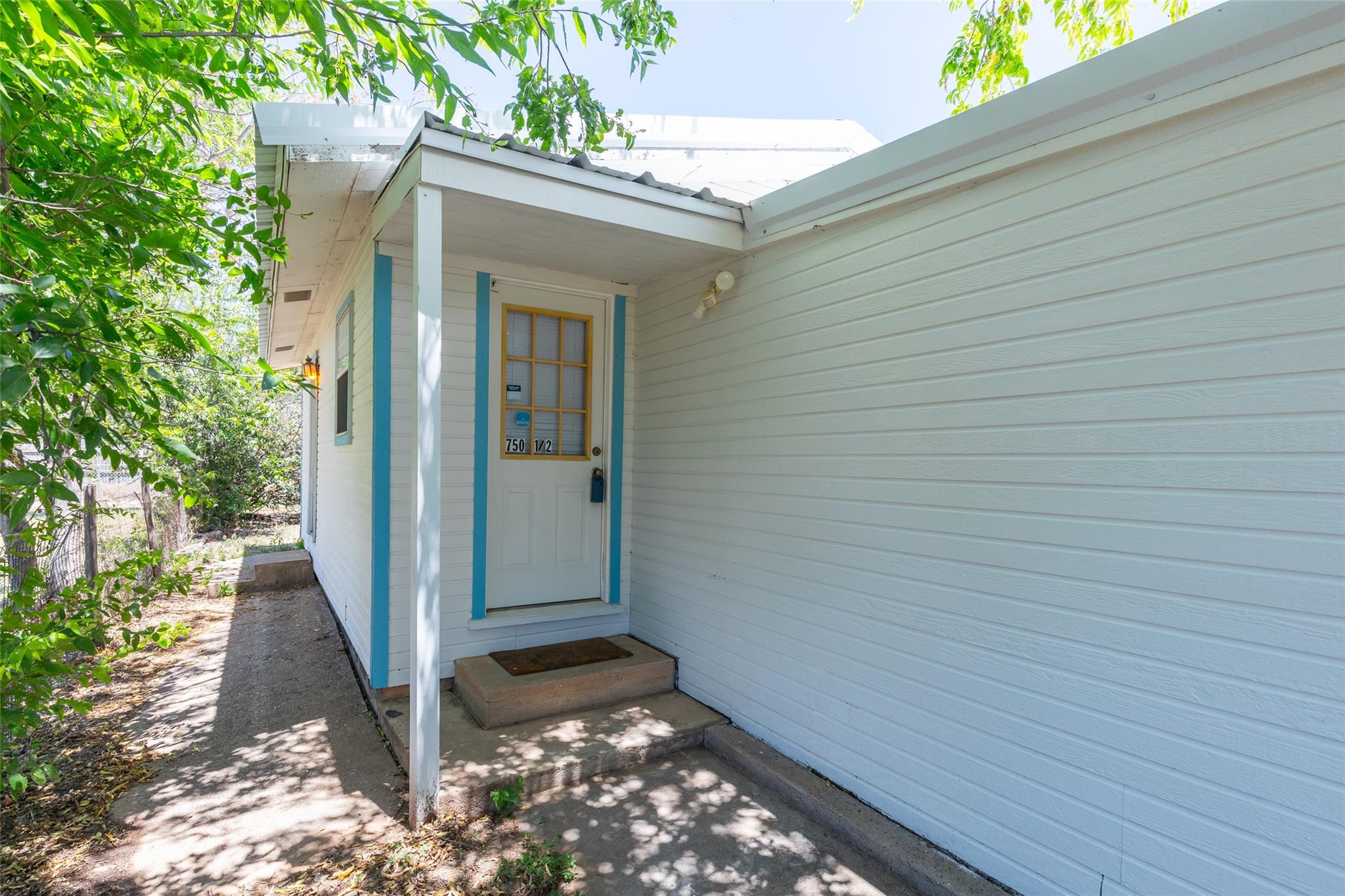 main property photo 24