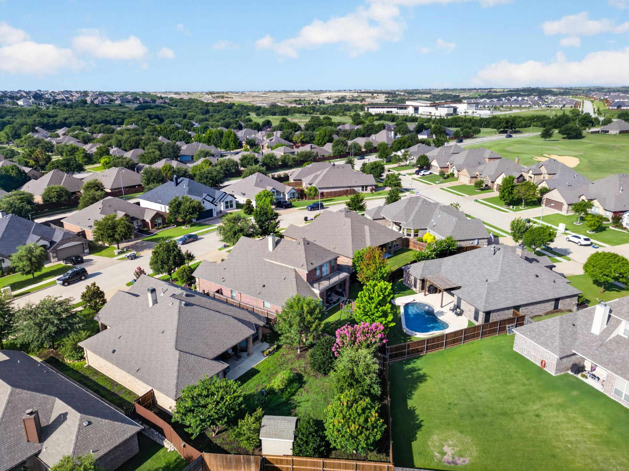 main property photo 36