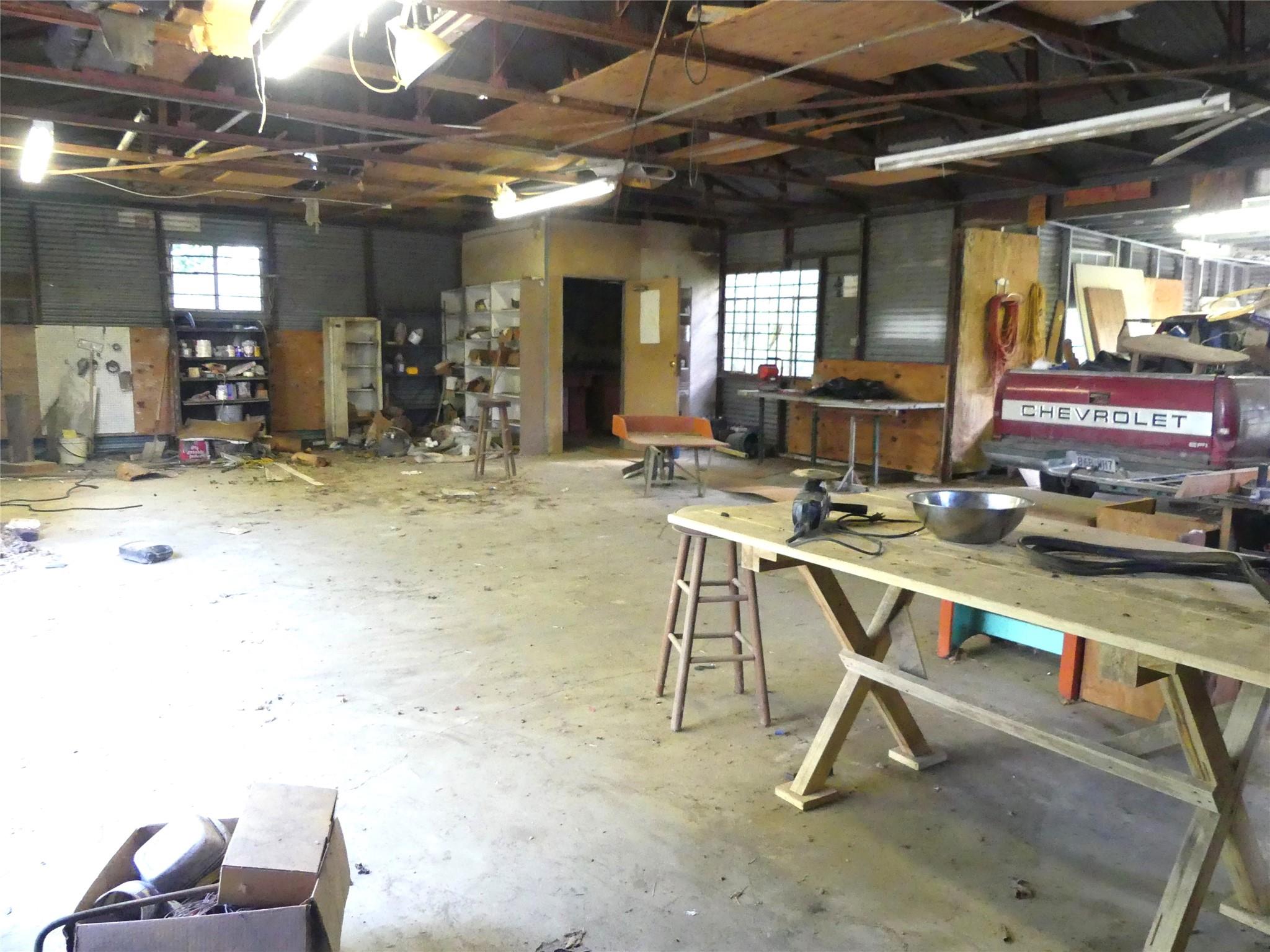main property photo 31