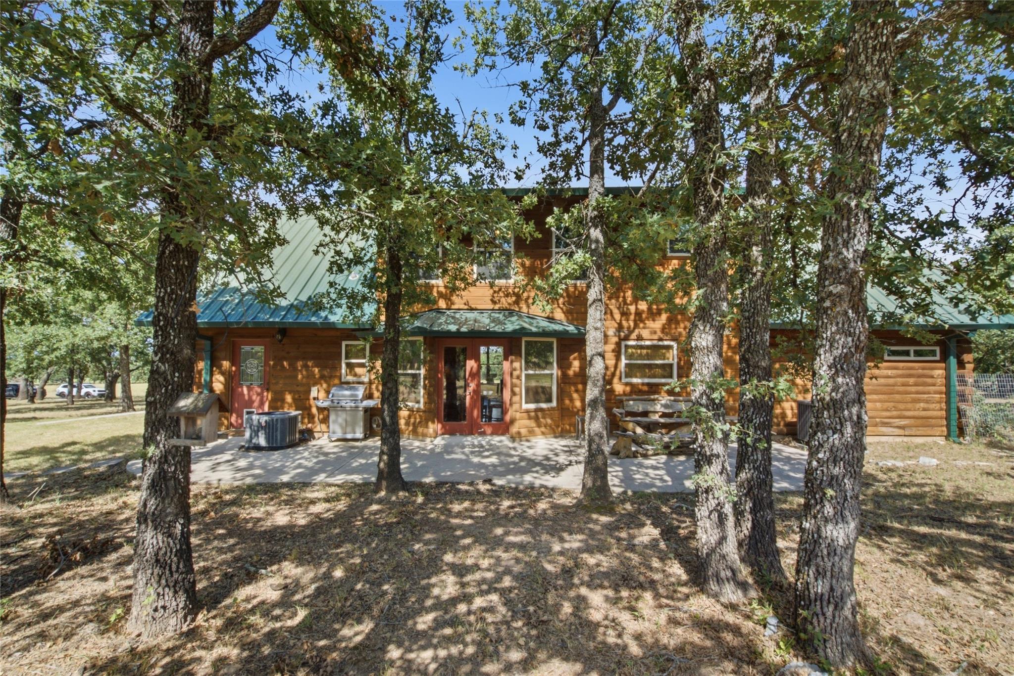 main property photo 32