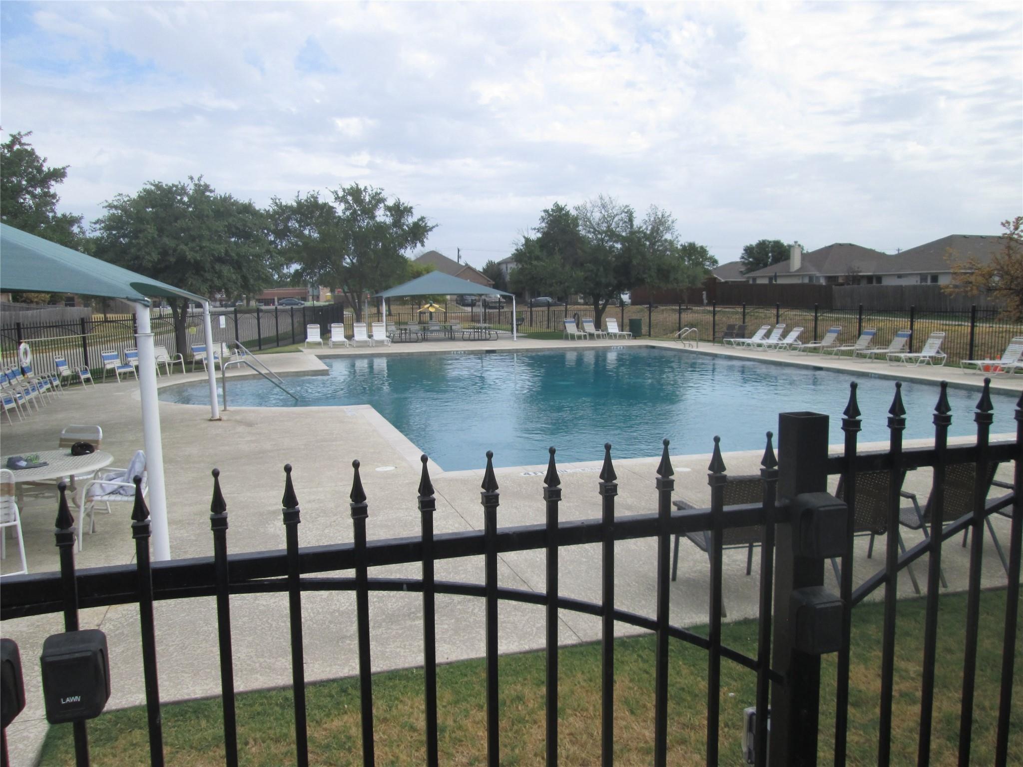 main property photo 15