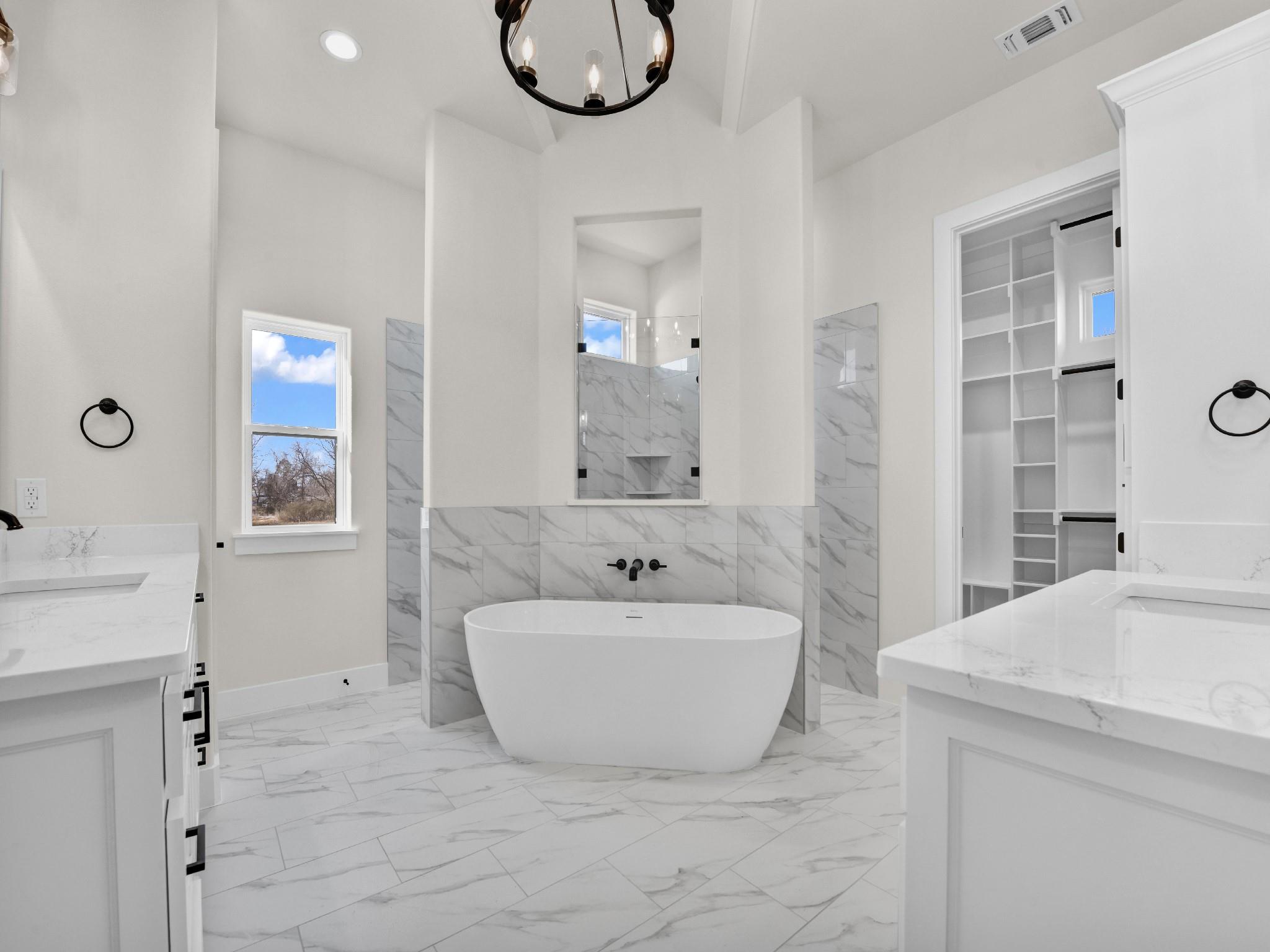 property viewer photo 25